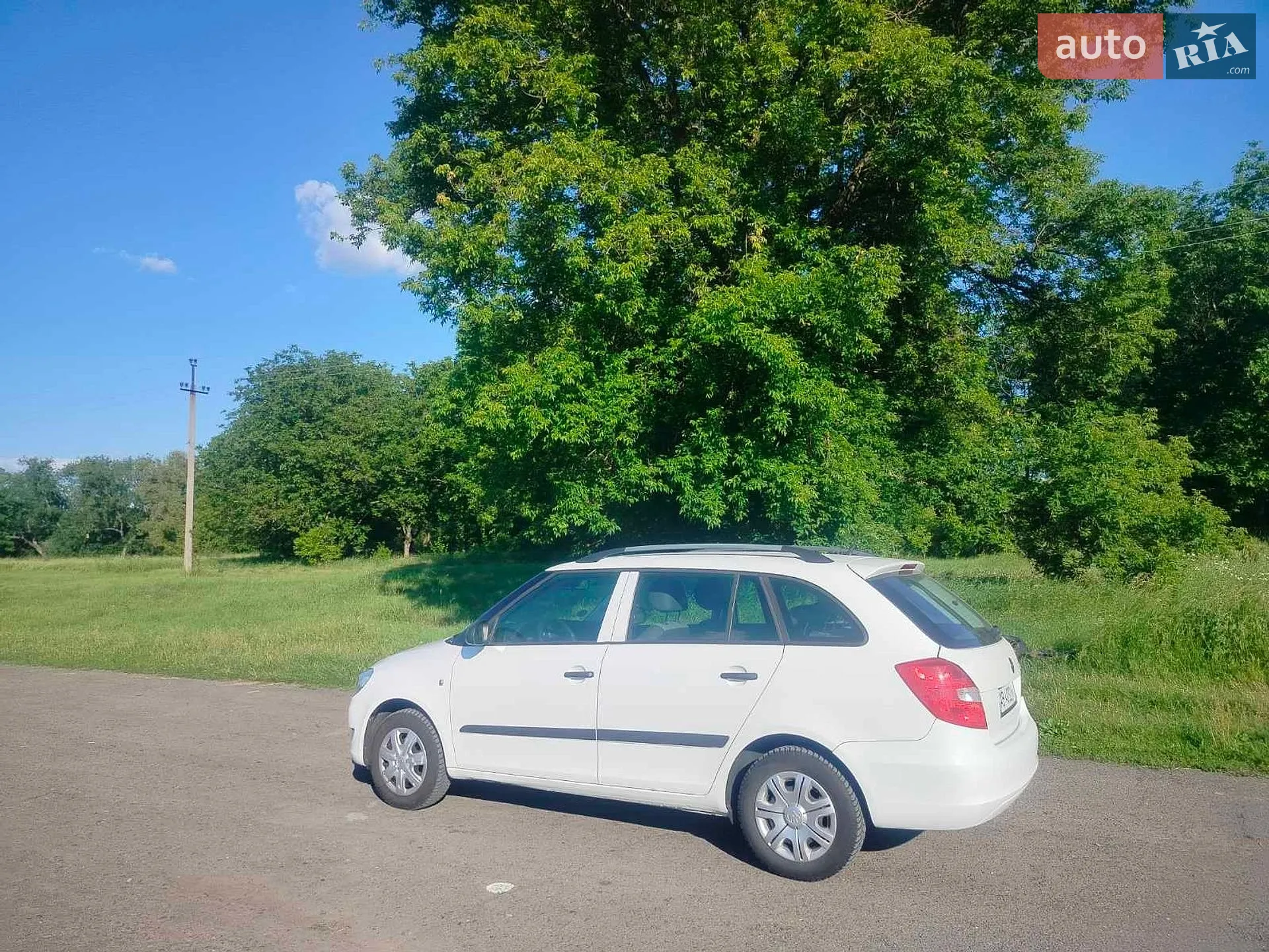 2013 Skoda Fabia - мініатюра 2