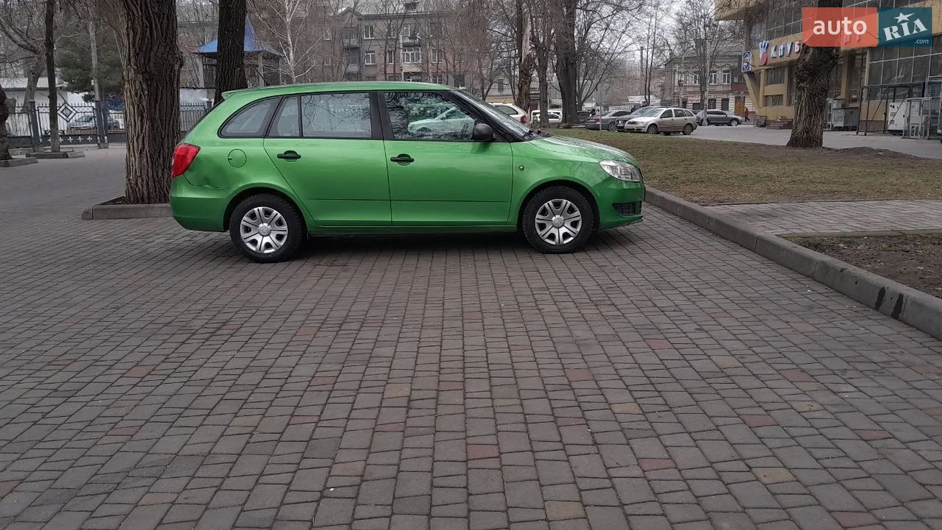 2014 Skoda Fabia - мініатюра 8