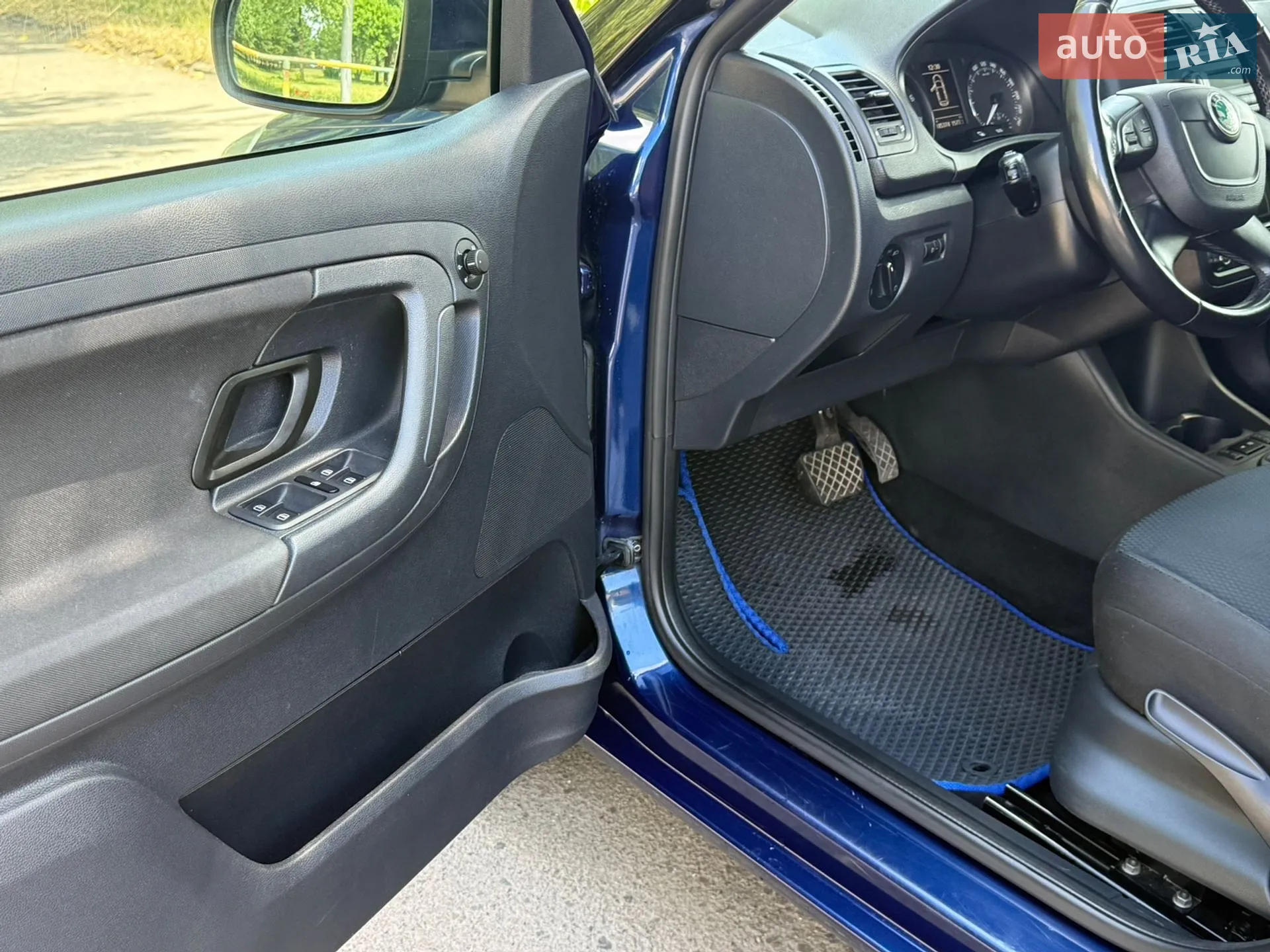 2011 Skoda Fabia - мініатюра 21