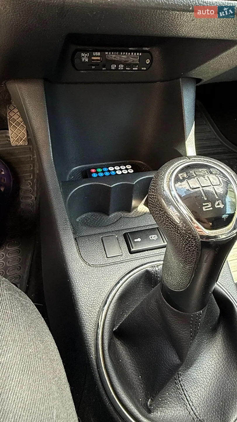 2012 Skoda Fabia - мініатюра 22