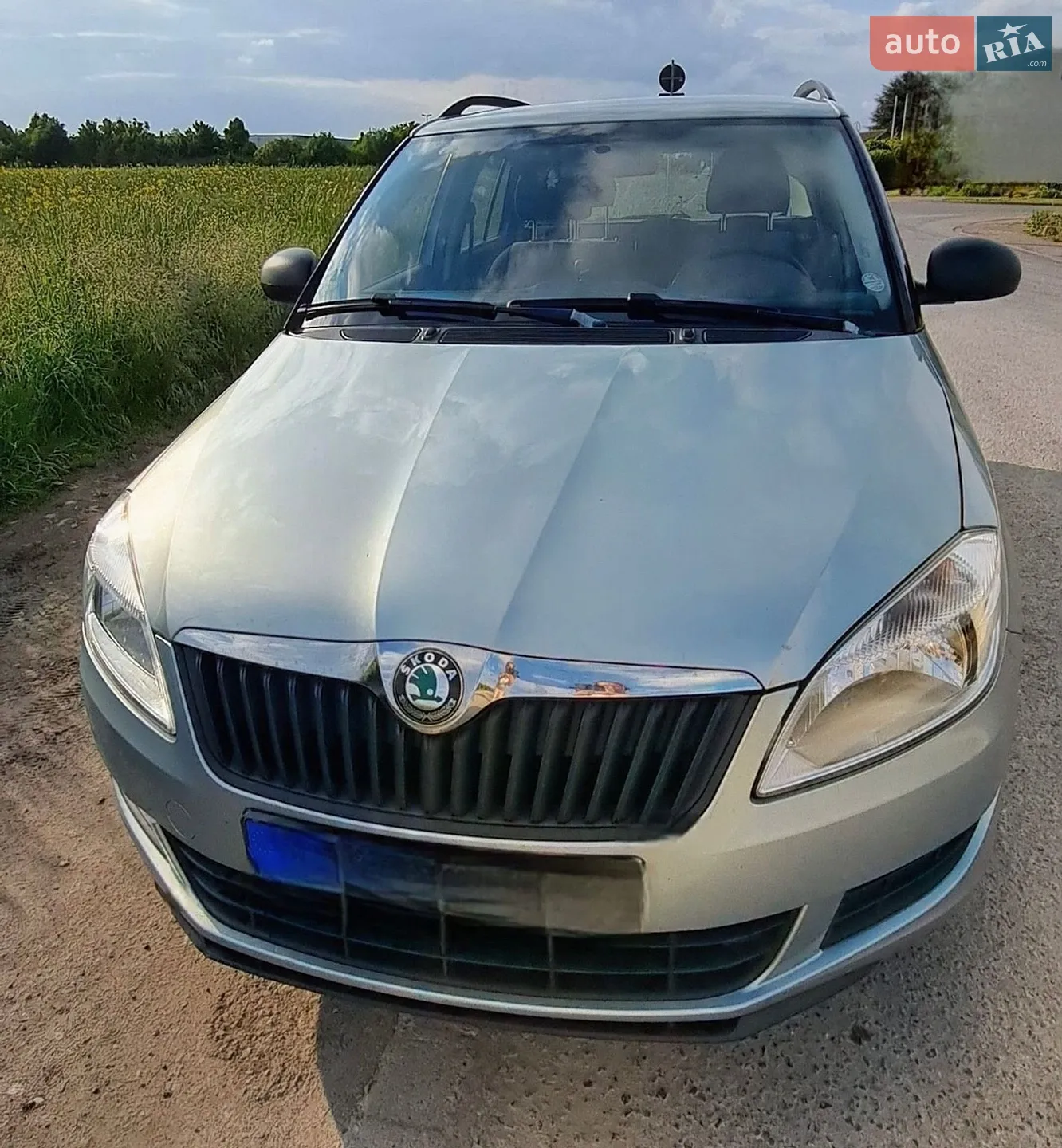 2011 Skoda Fabia - мініатюра 3