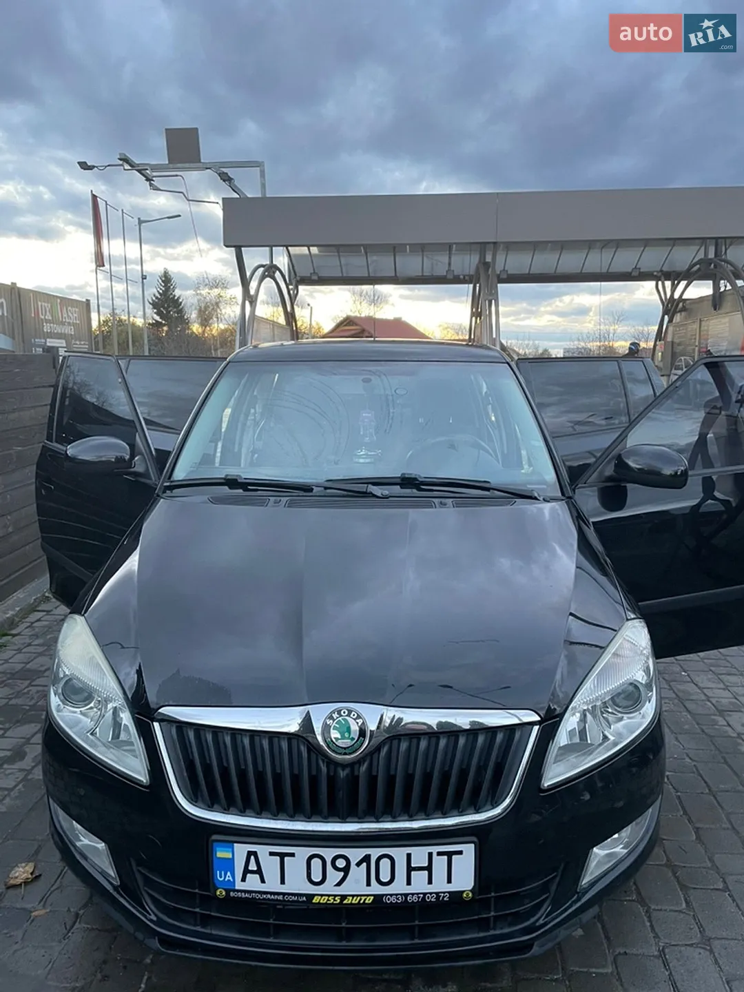 2010 Skoda Fabia - мініатюра 3