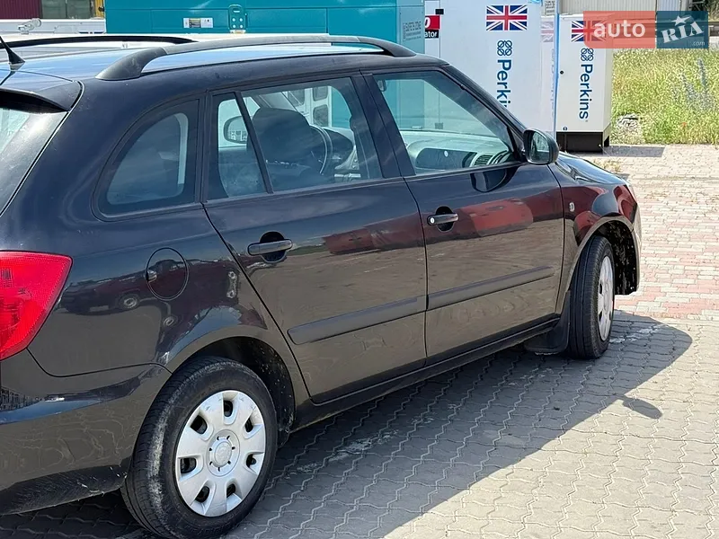 Skoda Fabia 2009 VIN TMBFC65J8A3053874 фото оголошення 3 з 36