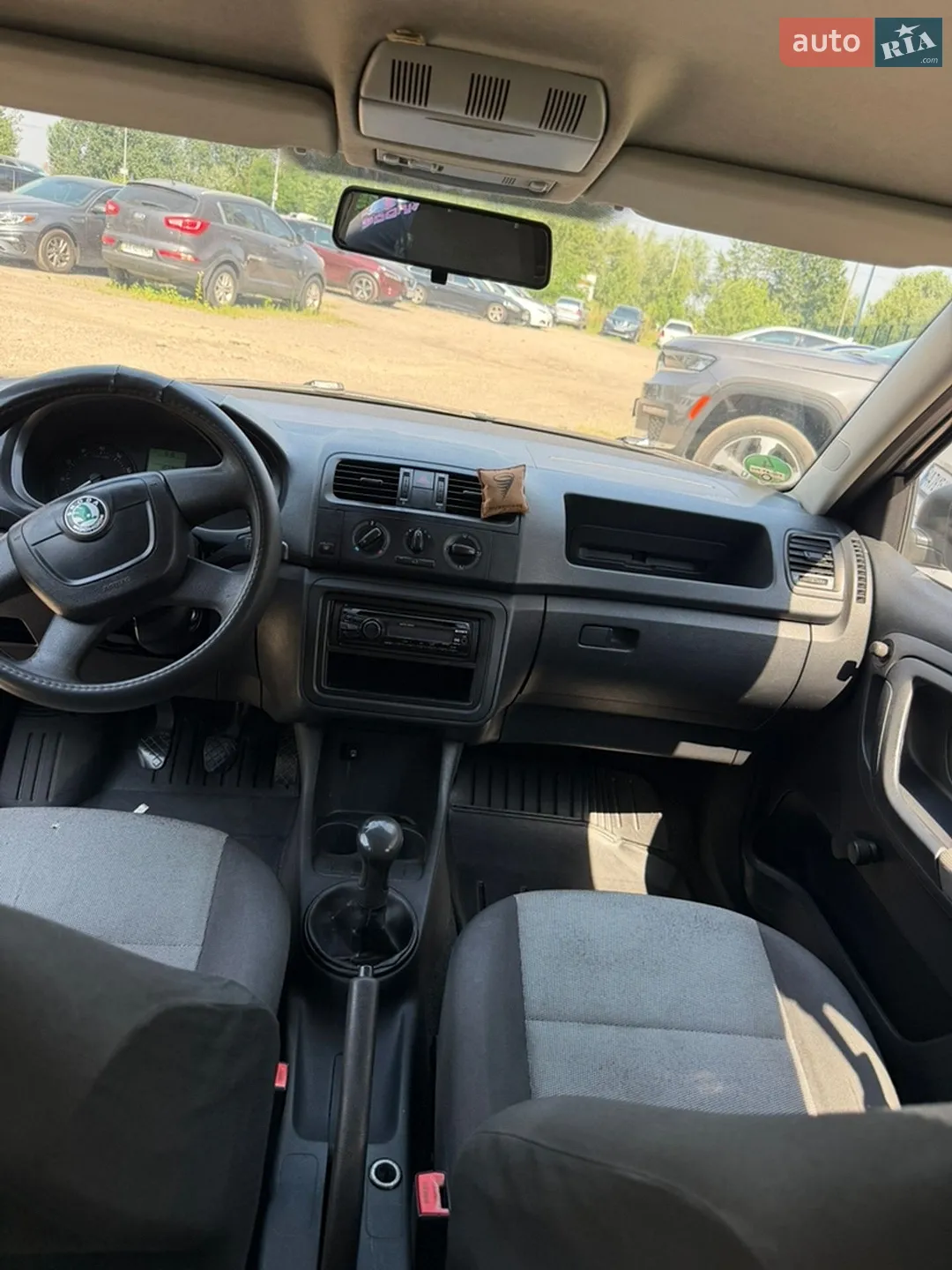 2011 Skoda Fabia - мініатюра 7