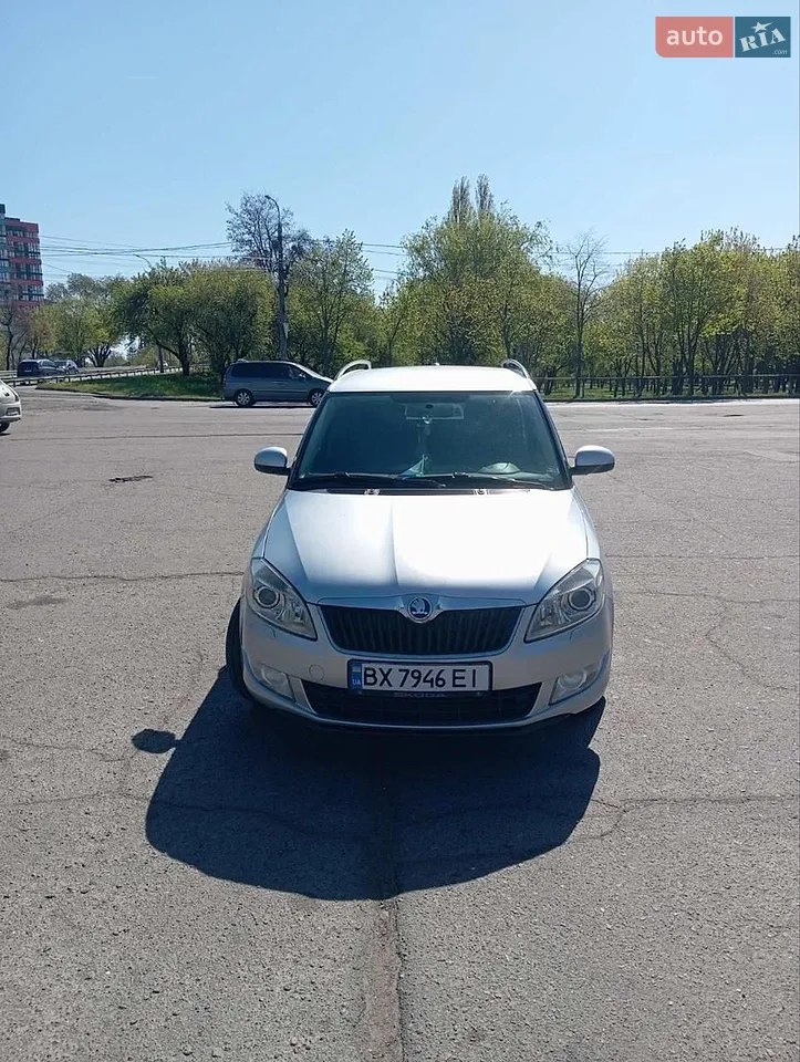 2010 Skoda Fabia - мініатюра 17