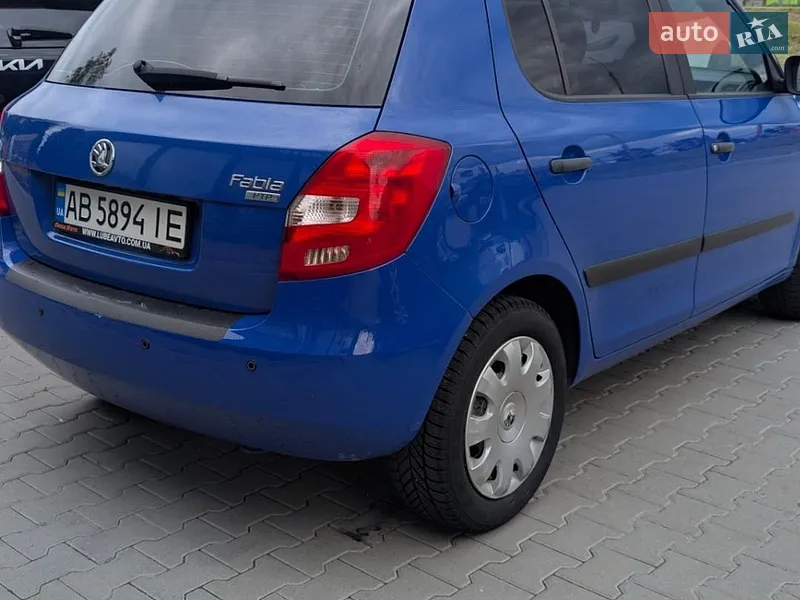 Skoda Fabia 2009 VIN TMBAA65J393147513 фото оголошення 3 з 37