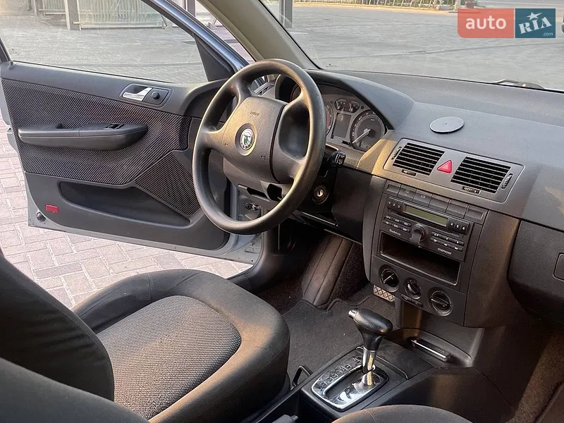 Skoda Fabia 2005 VIN TMBNC26Y264422522 фото оголошення 7 з 47