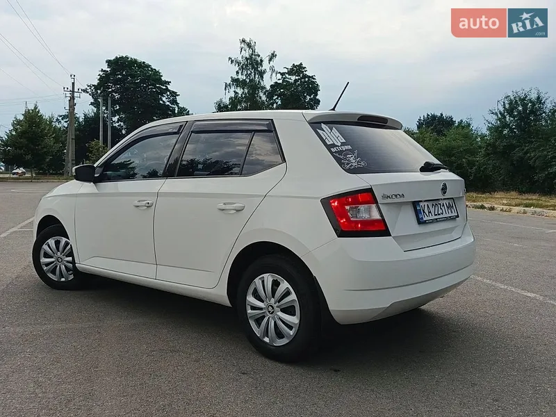 Skoda Fabia 2017 VIN TMBEB2NJ2JB500468 фото оголошення 10 з 75