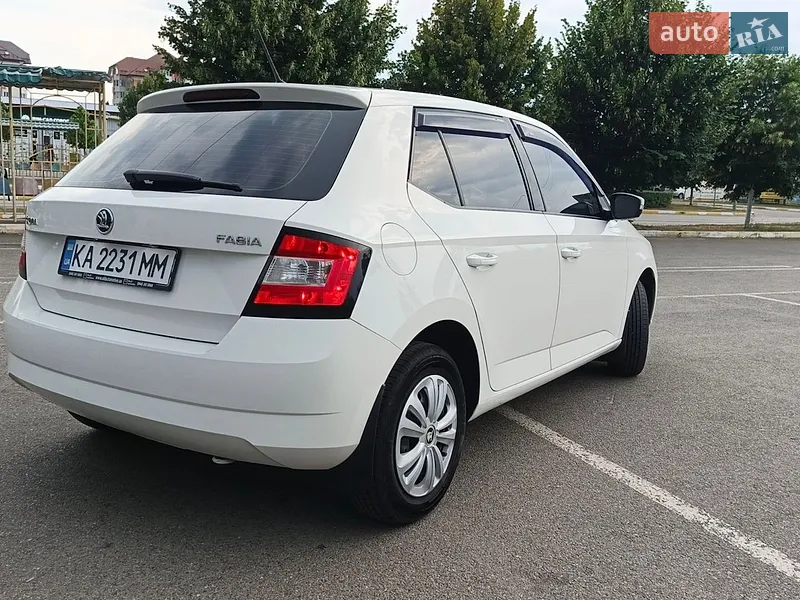 Skoda Fabia 2017 VIN TMBEB2NJ2JB500468 фото оголошення 12 з 75