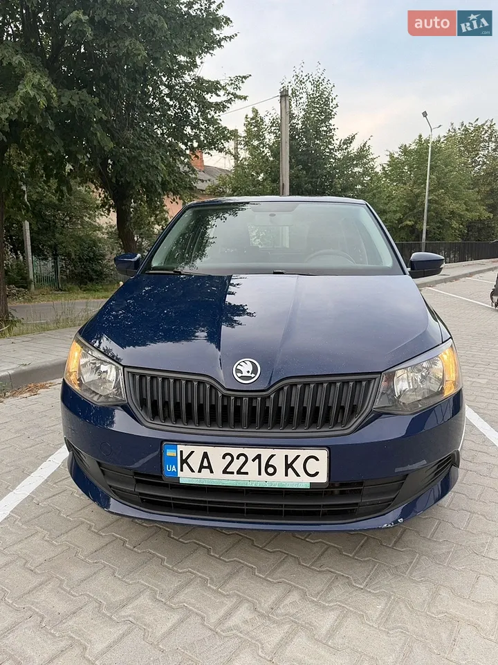 2010 Skoda Fabia - мініатюра 21