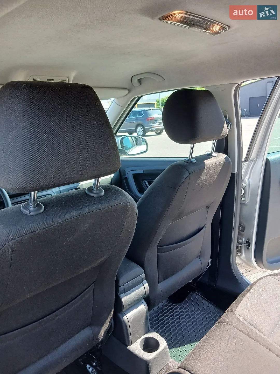 2013 Skoda Fabia - мініатюра 2