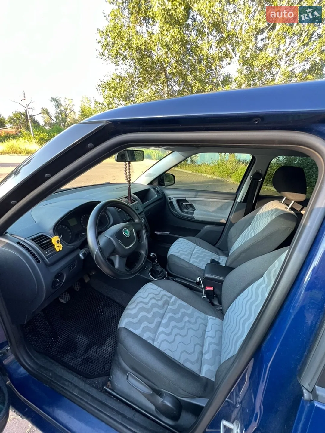 2011 Skoda Fabia - мініатюра 11
