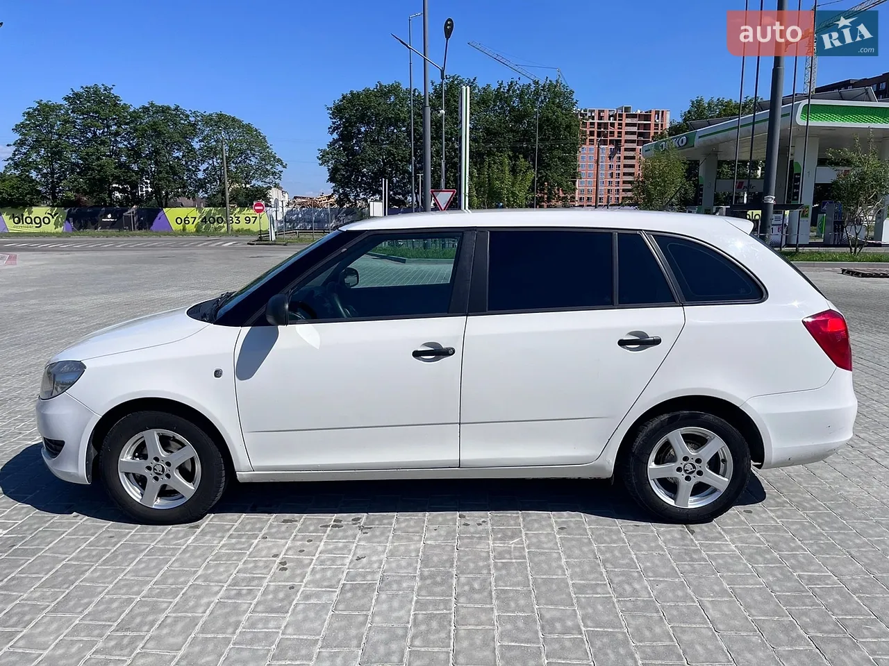 2010 Skoda Fabia - мініатюра 20