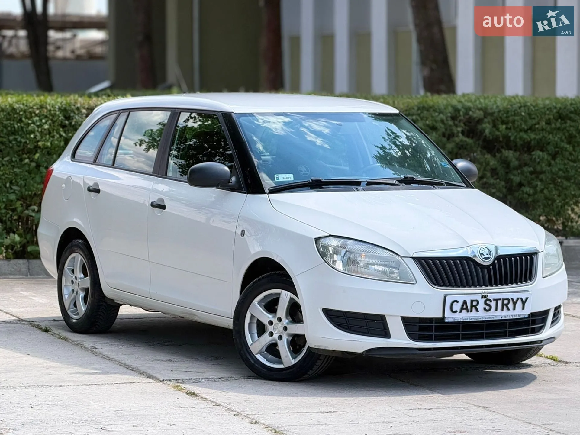 2014 Skoda Fabia - мініатюра 3