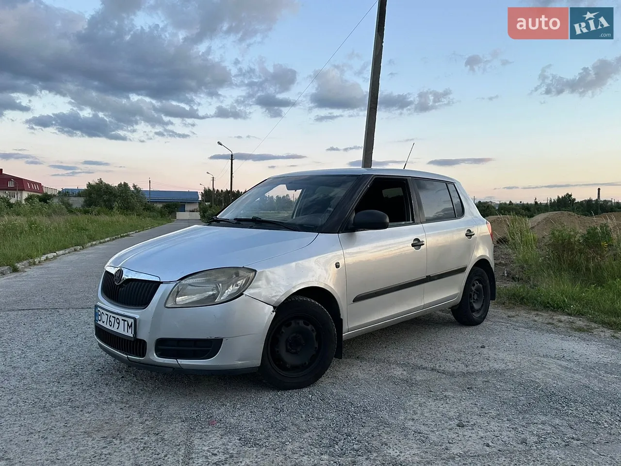 2010 Skoda Fabia - мініатюра 12