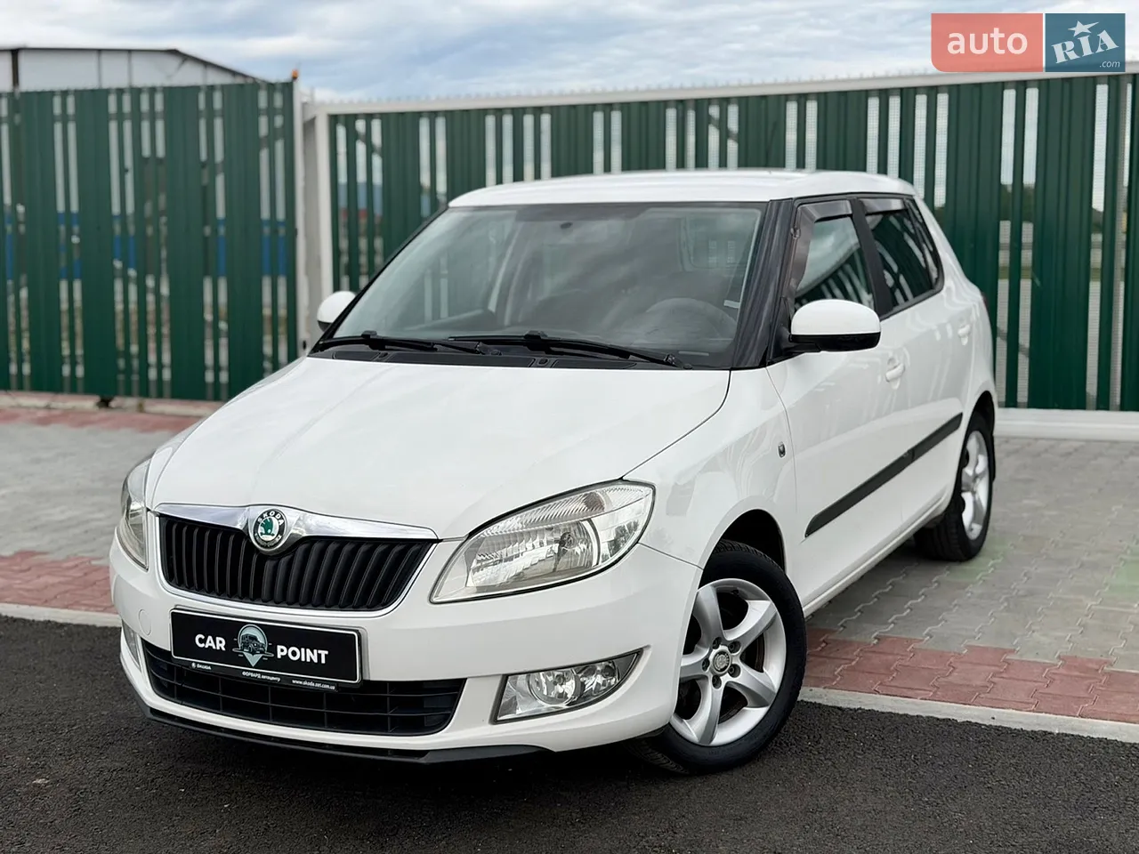 2011 Skoda Fabia - мініатюра 16