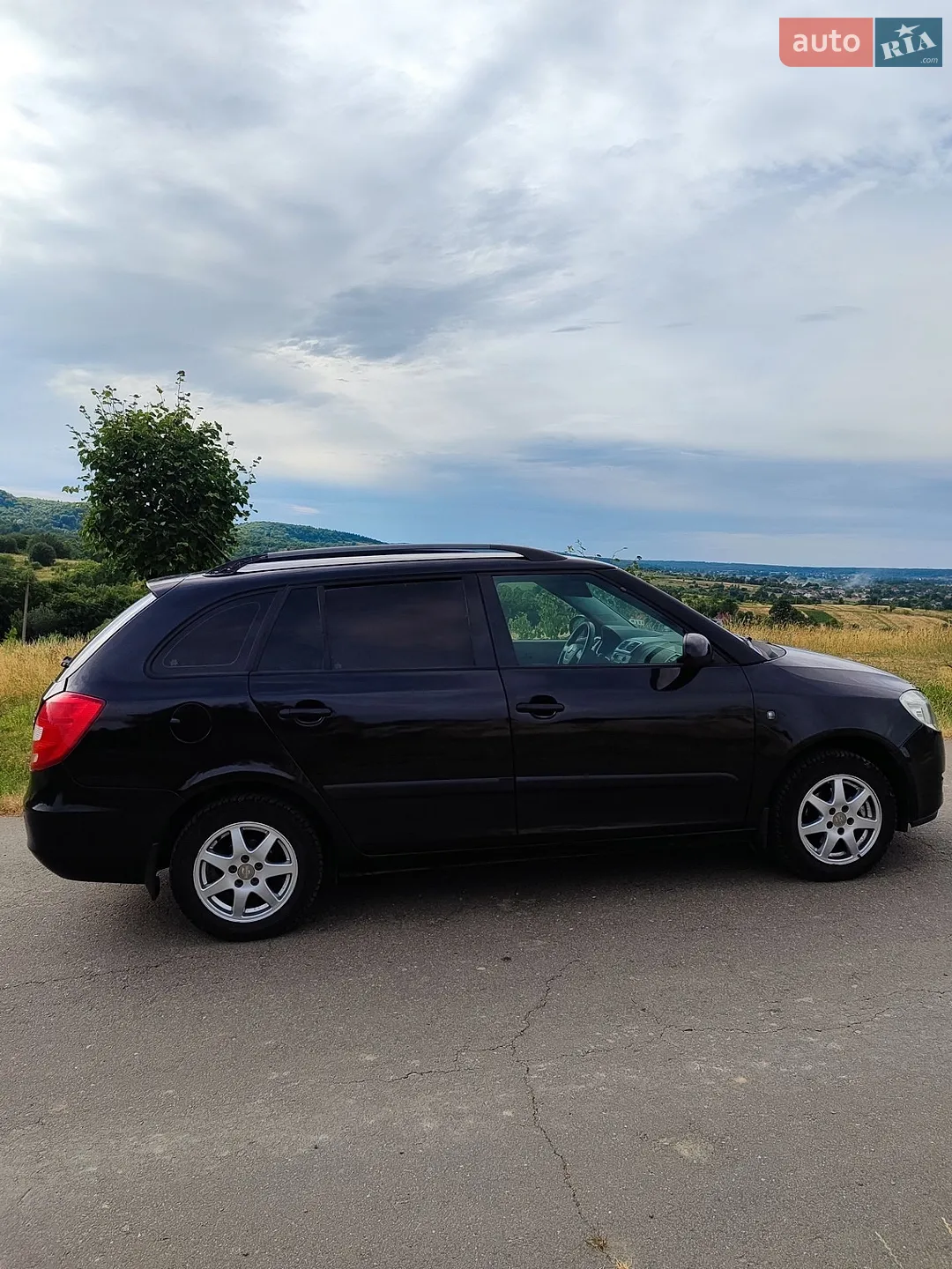 2010 Skoda Fabia - мініатюра 3