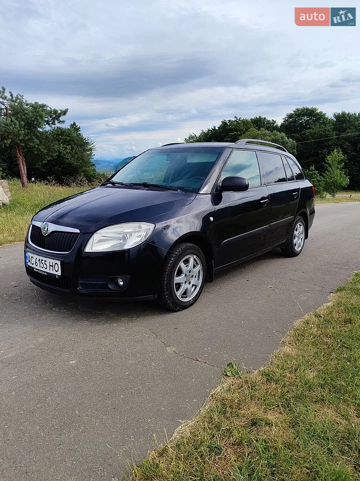 2011 Skoda Fabia - мініатюра 14