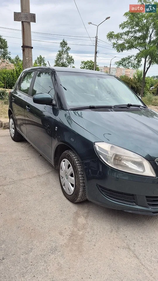 2012 Skoda Fabia - мініатюра 12