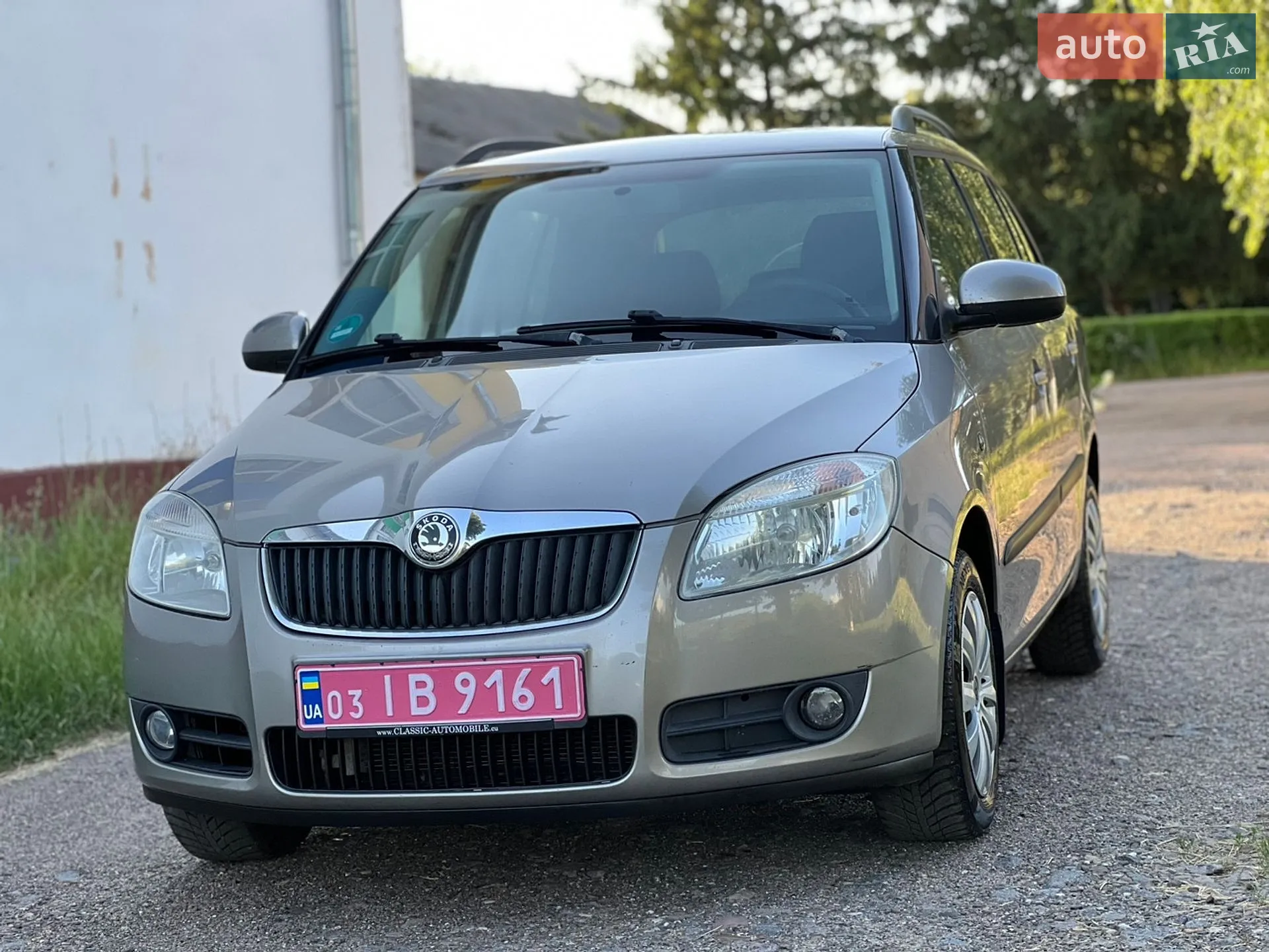 2010 Skoda Fabia - фото 1