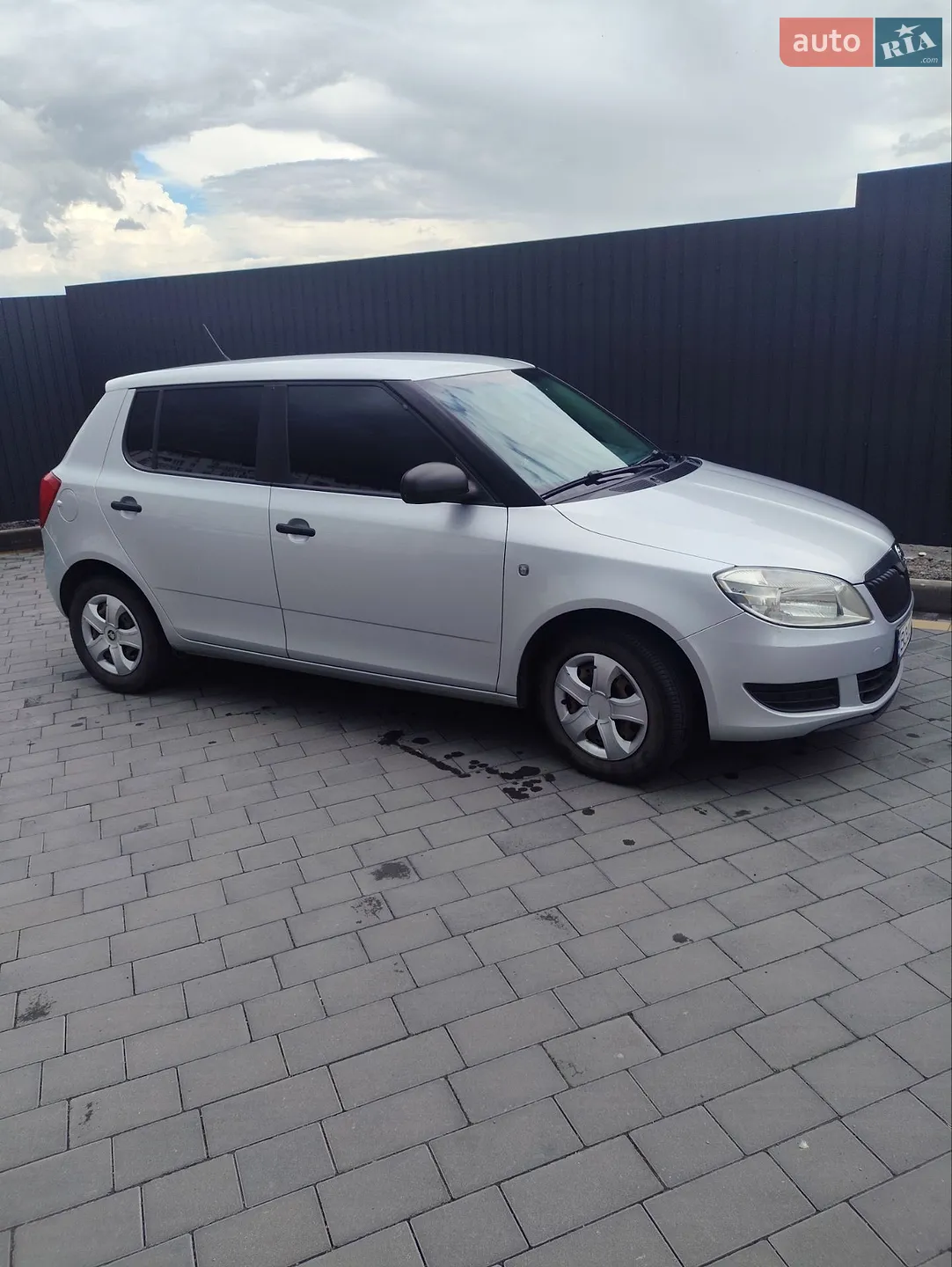 2014 Skoda Fabia - мініатюра 3