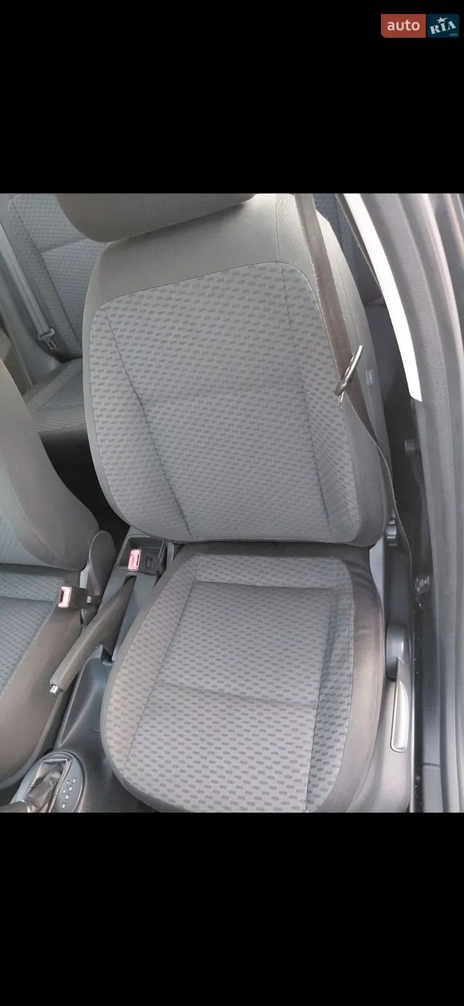 2010 Skoda Fabia - мініатюра 19