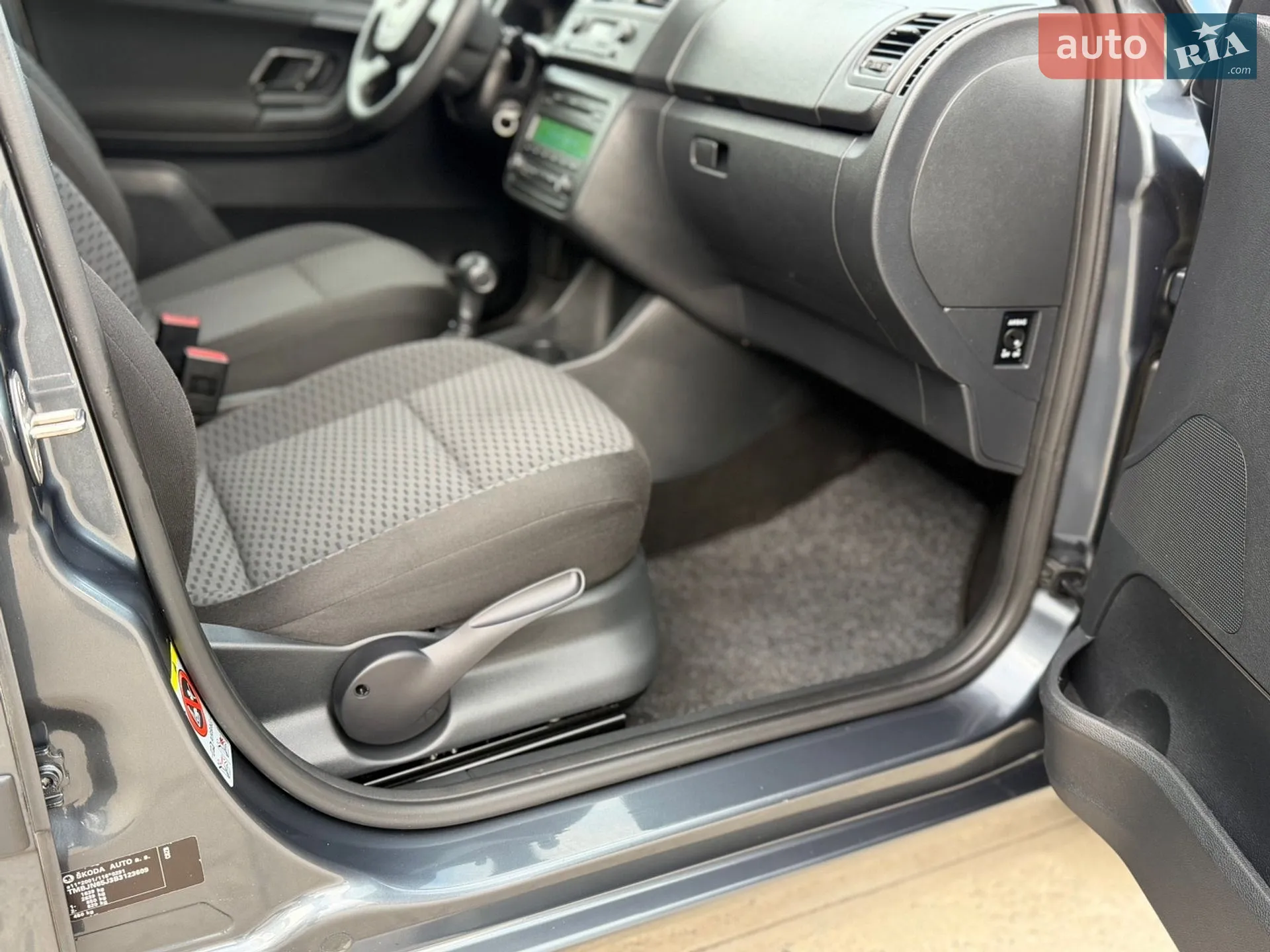 2011 Skoda Fabia - мініатюра 34