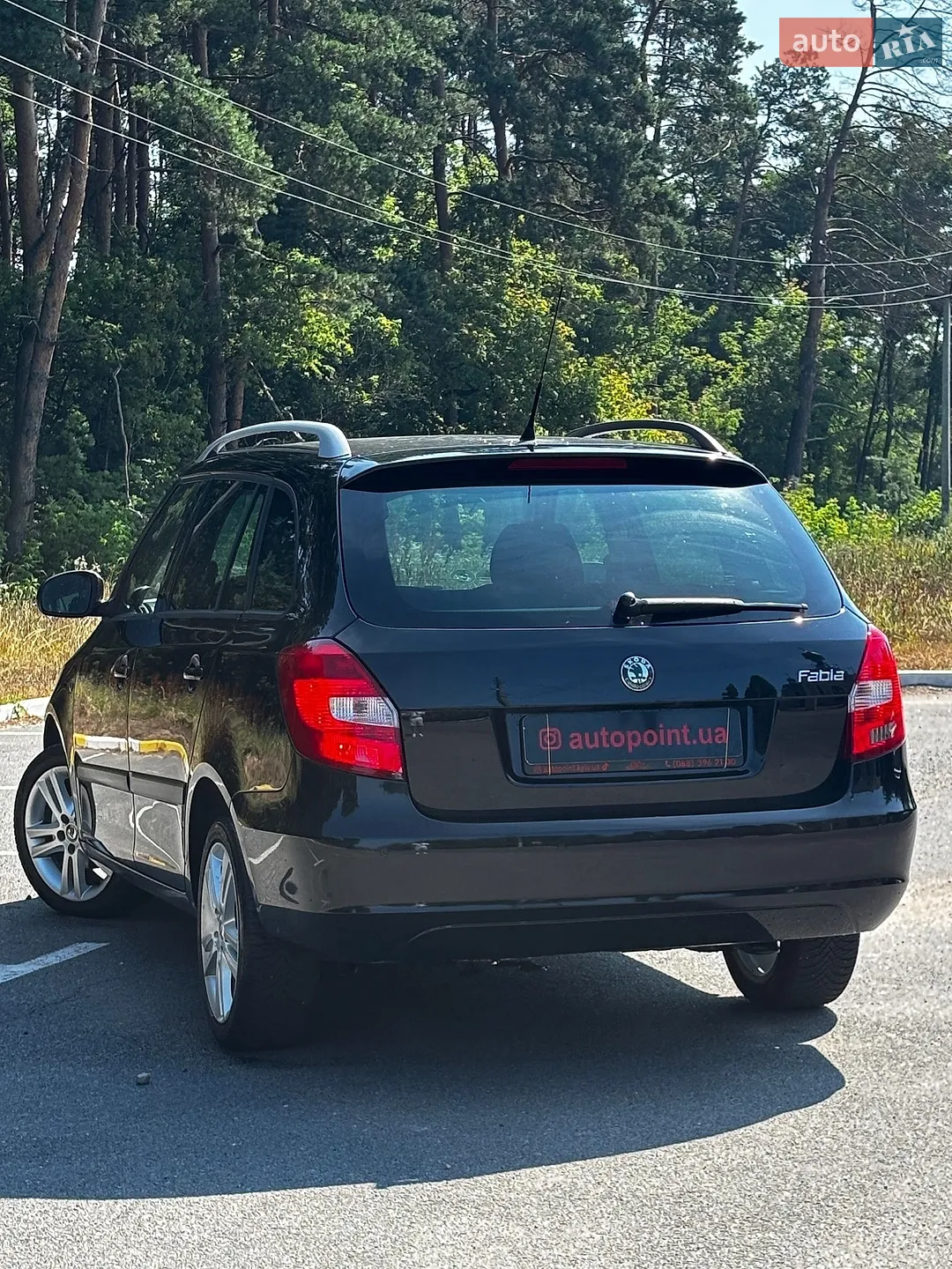 2010 Skoda Fabia - мініатюра 10