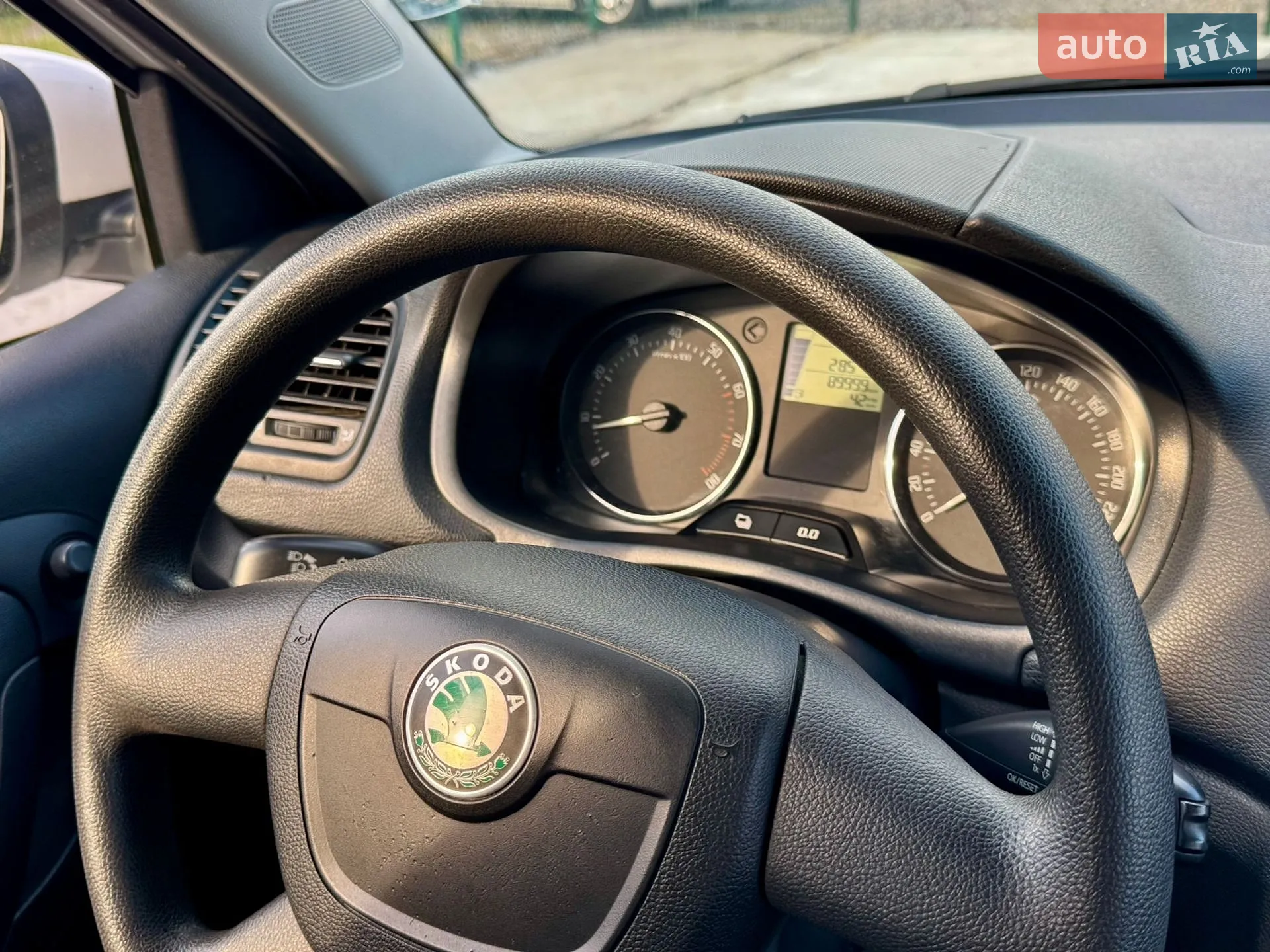 2012 Skoda Fabia - мініатюра 17
