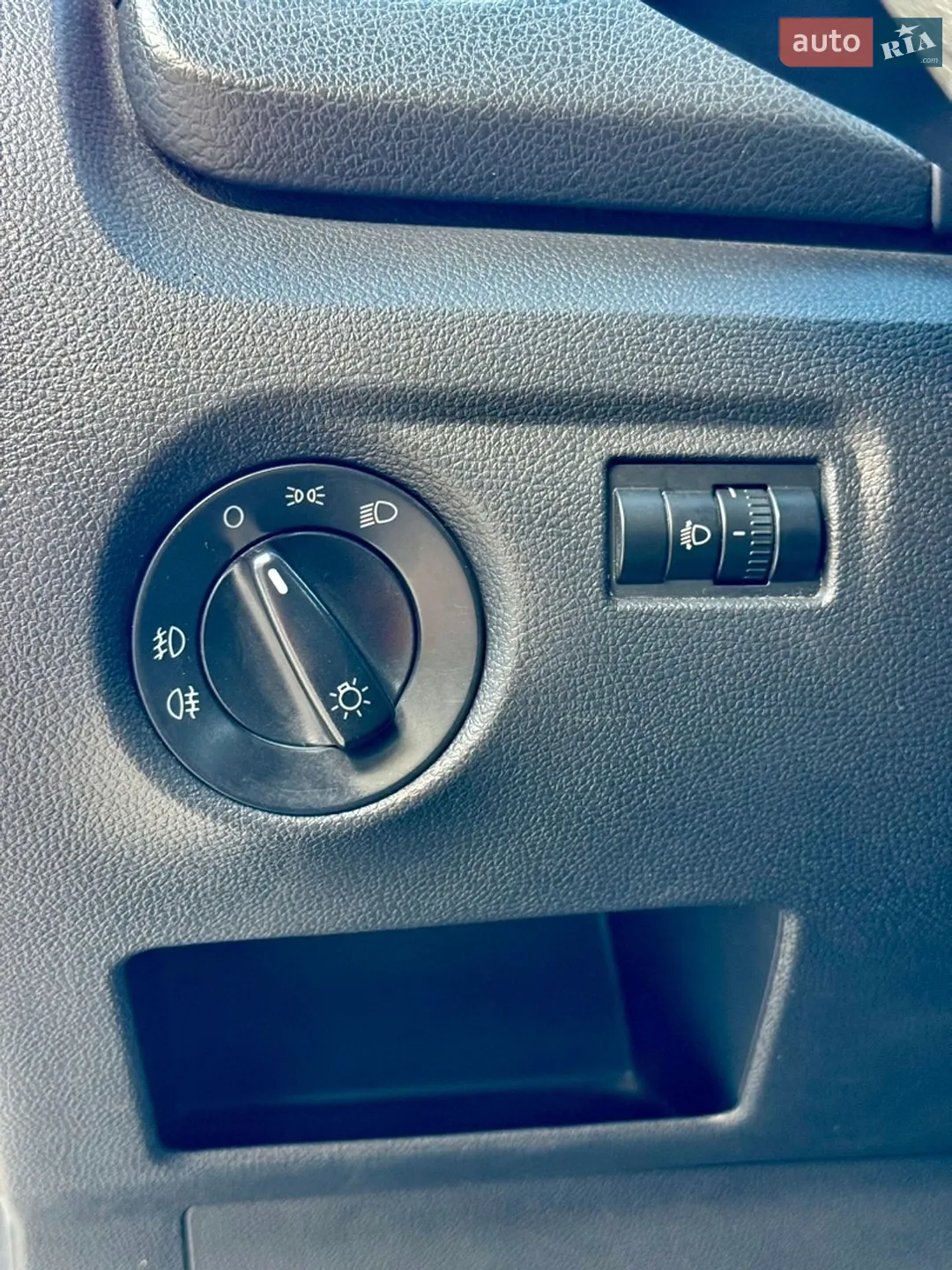 2012 Skoda Fabia - мініатюра 27