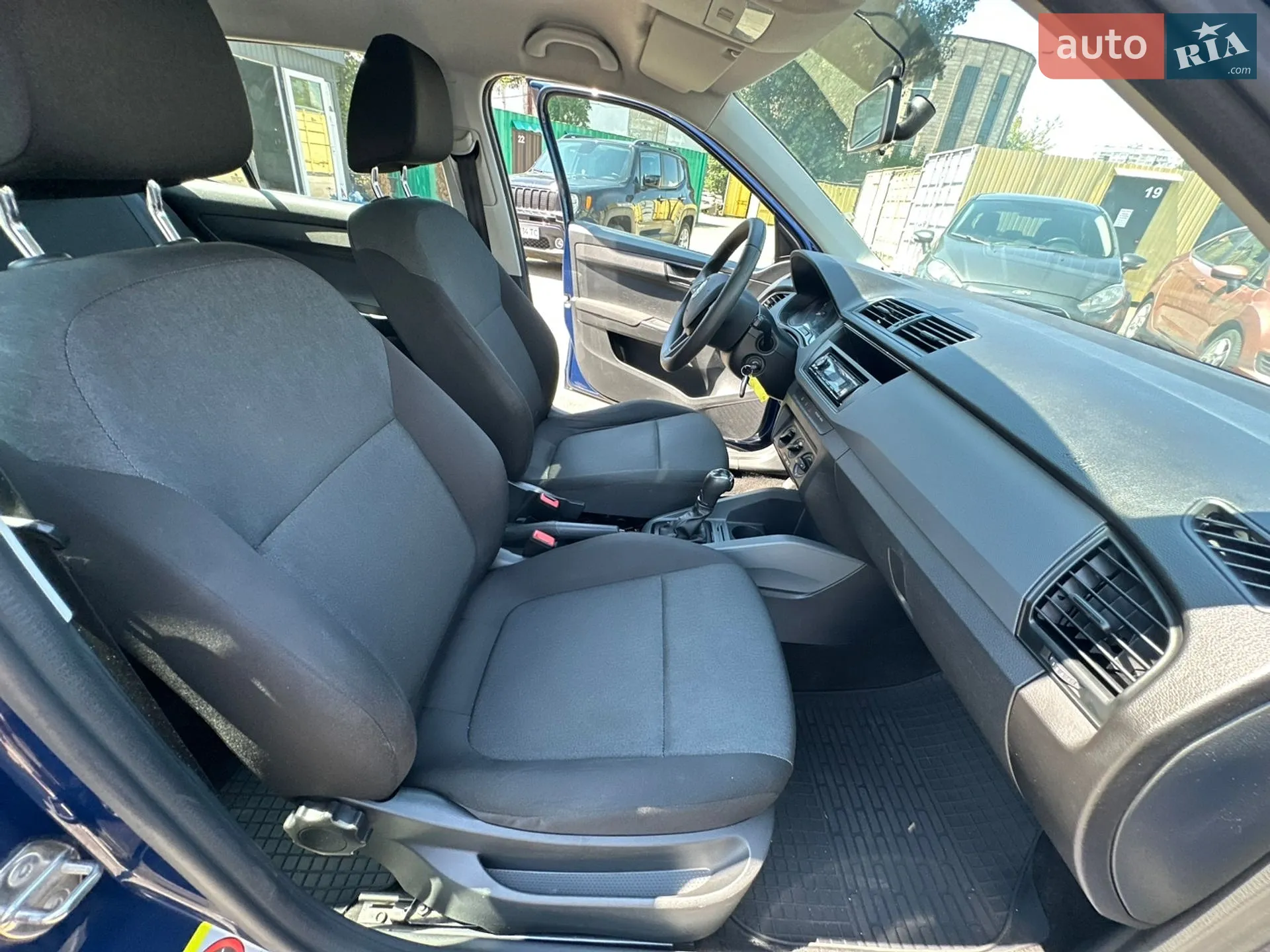 2016 Skoda Fabia - мініатюра 31