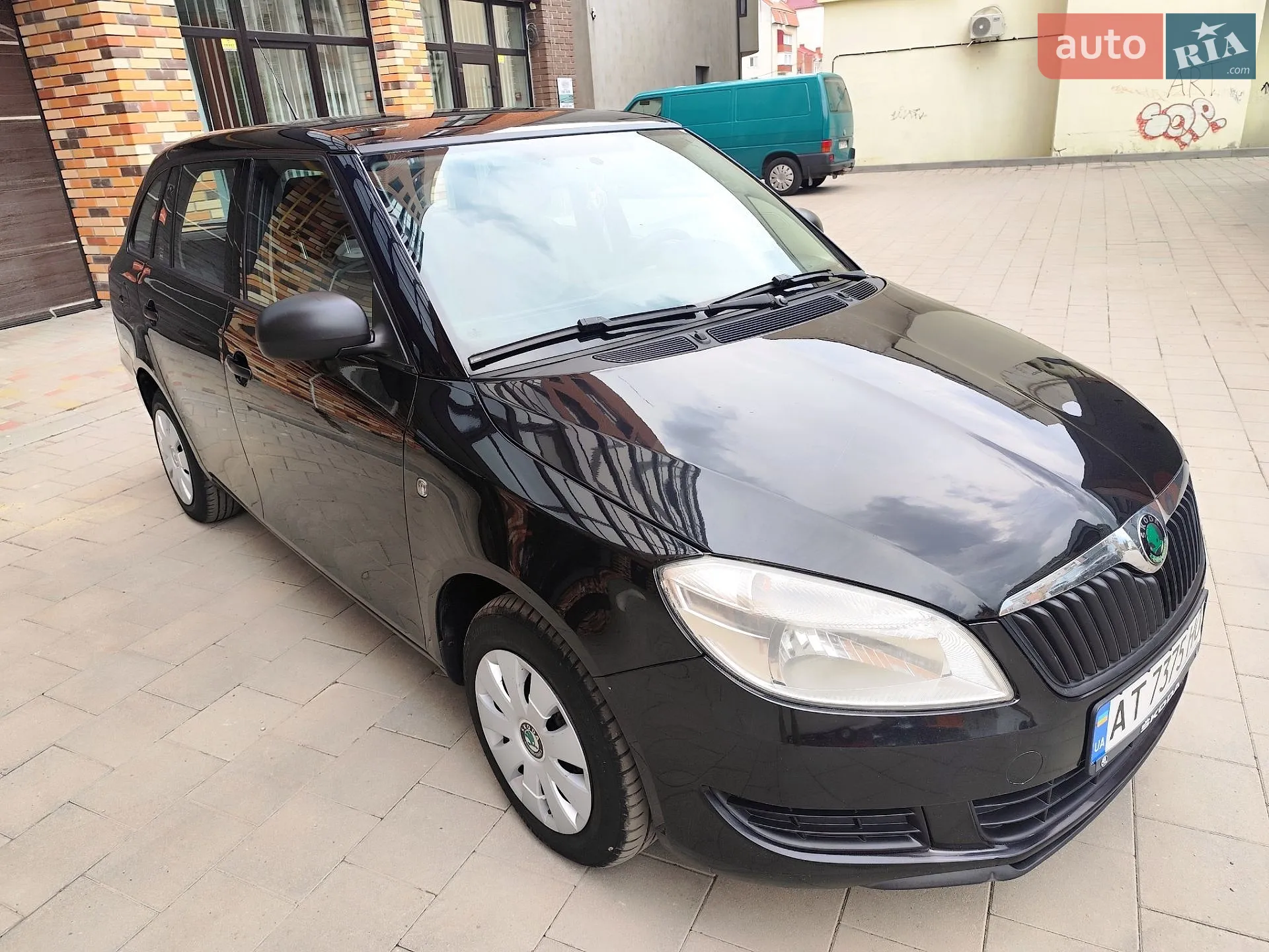 2010 Skoda Fabia - мініатюра 4