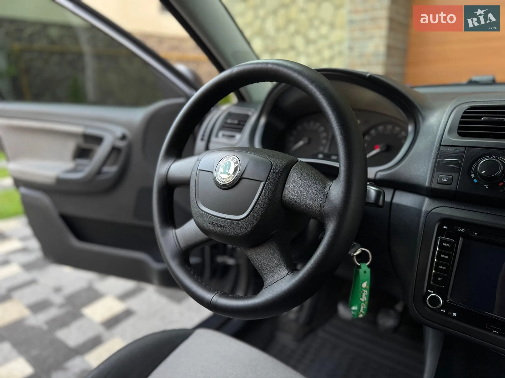 2012 Skoda Fabia - мініатюра 14