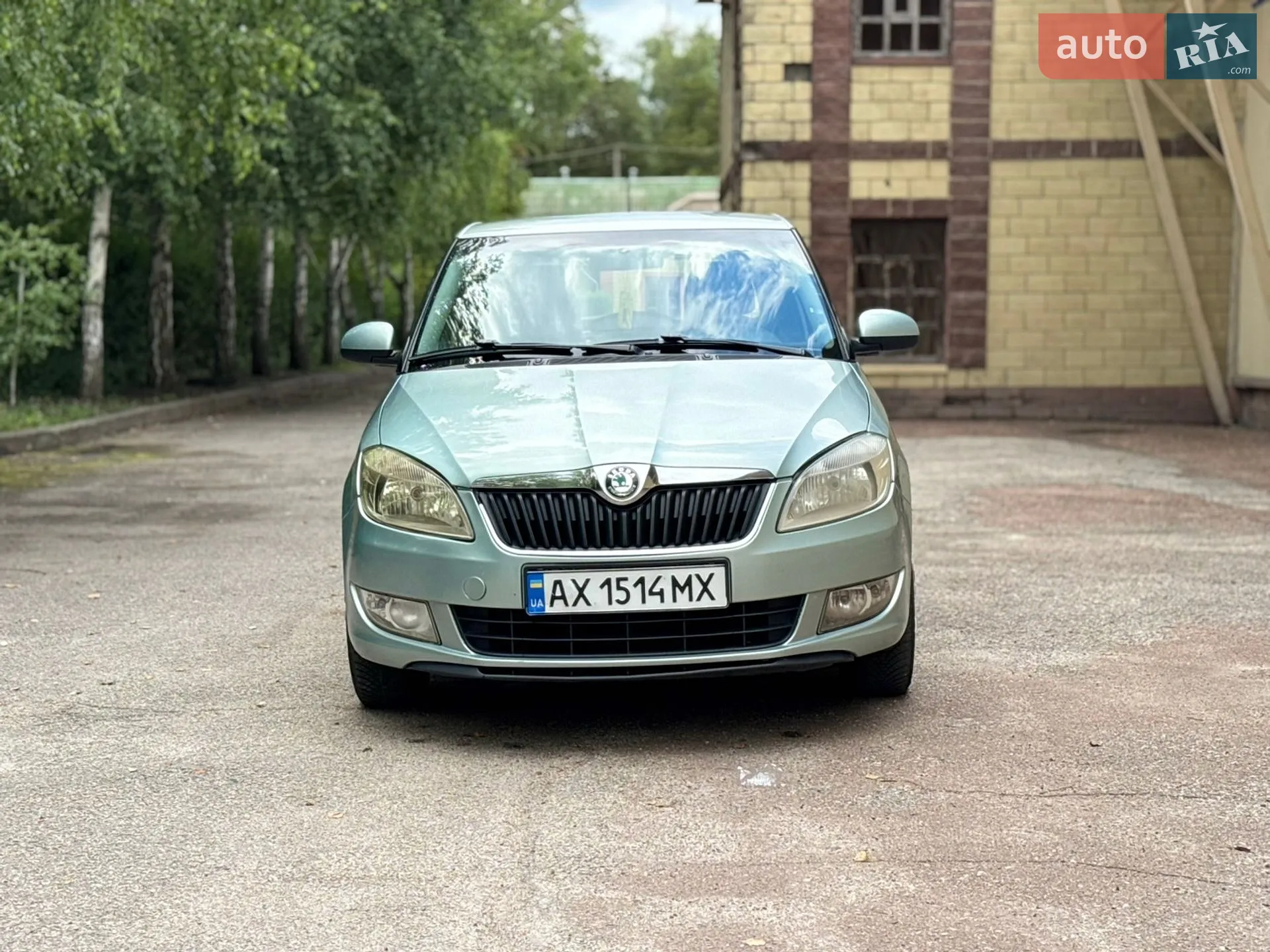 2011 Skoda Fabia - мініатюра 8