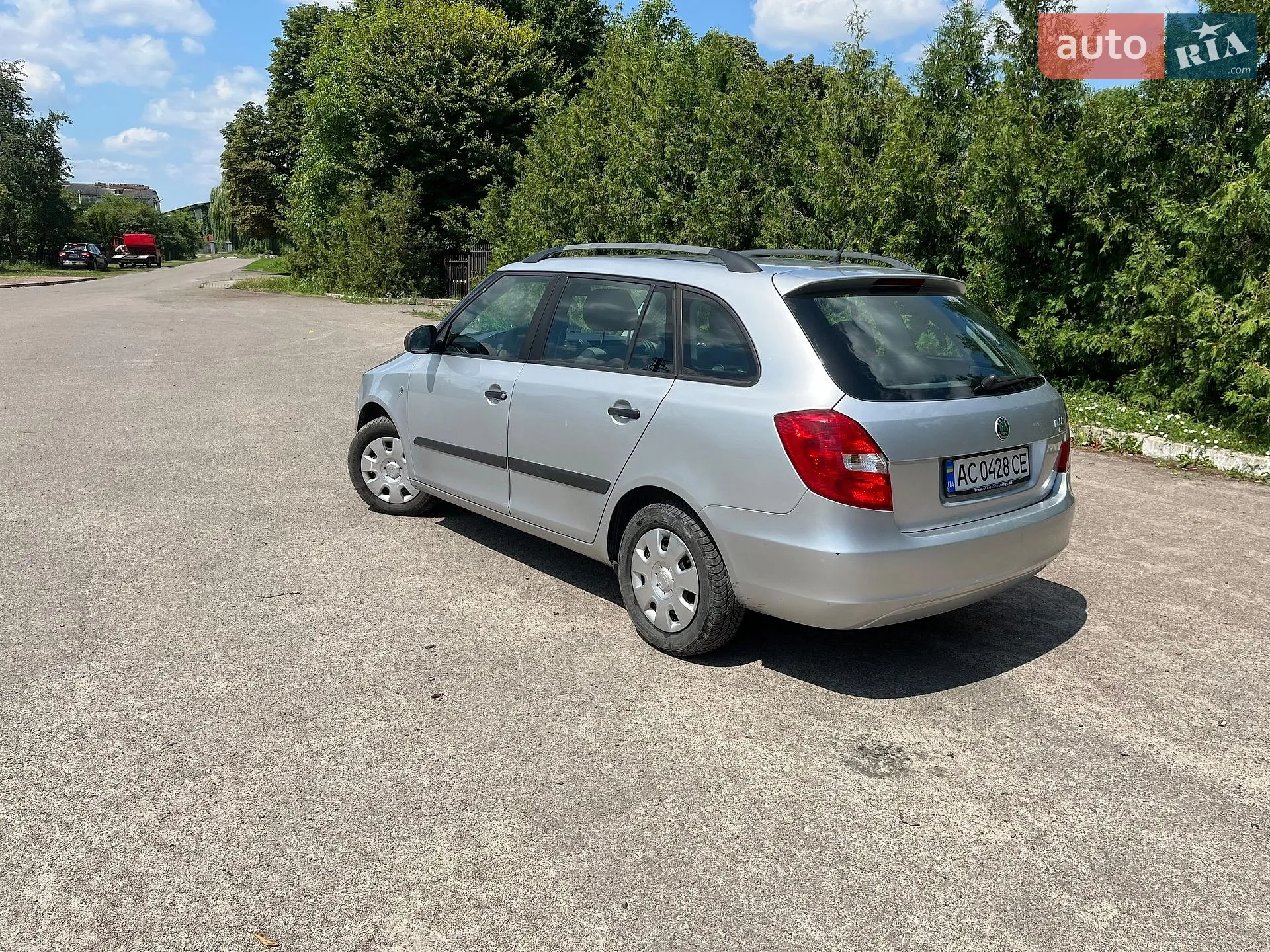 2010 Skoda Fabia - мініатюра 4