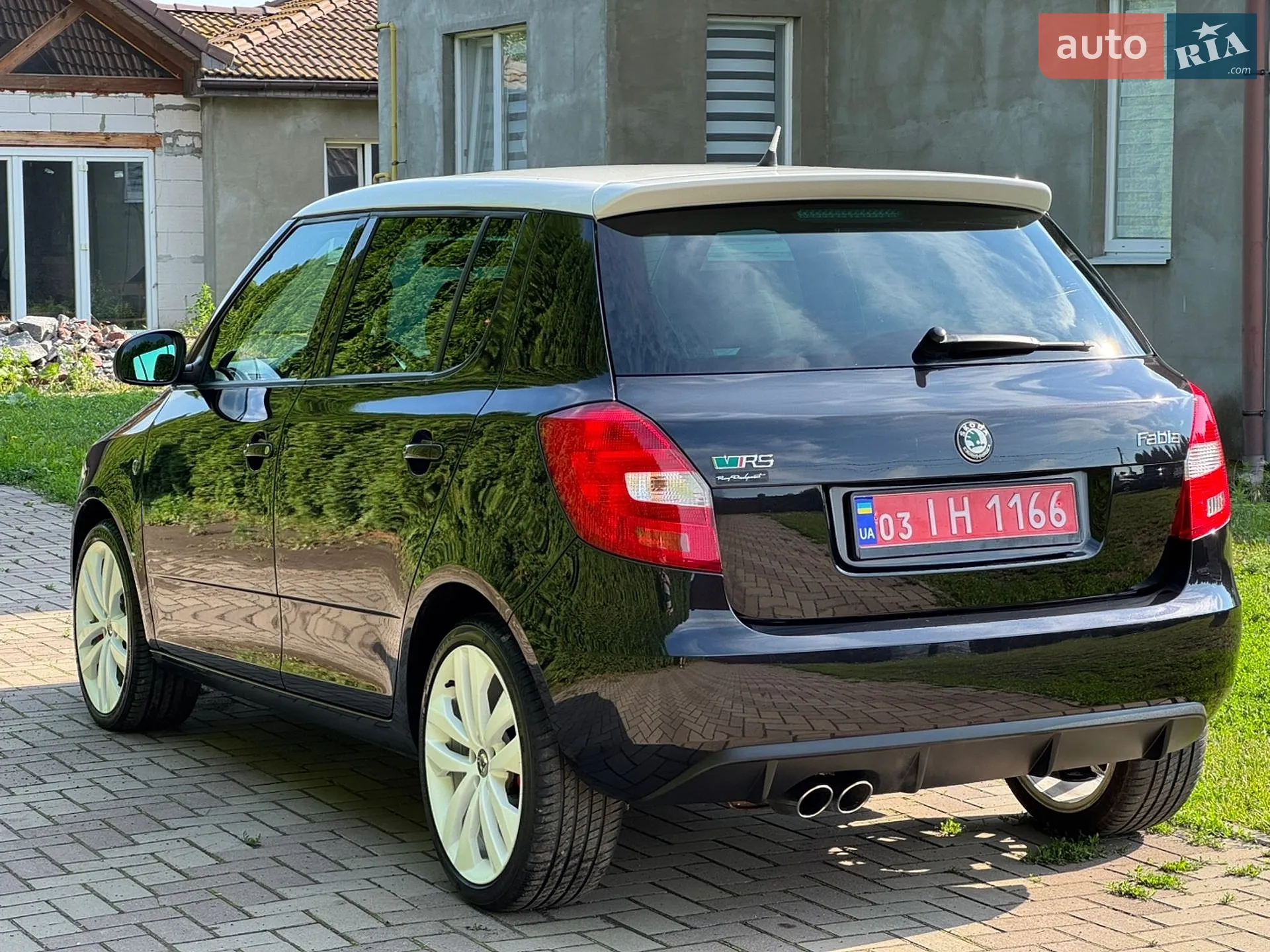 2010 Skoda Fabia - мініатюра 6