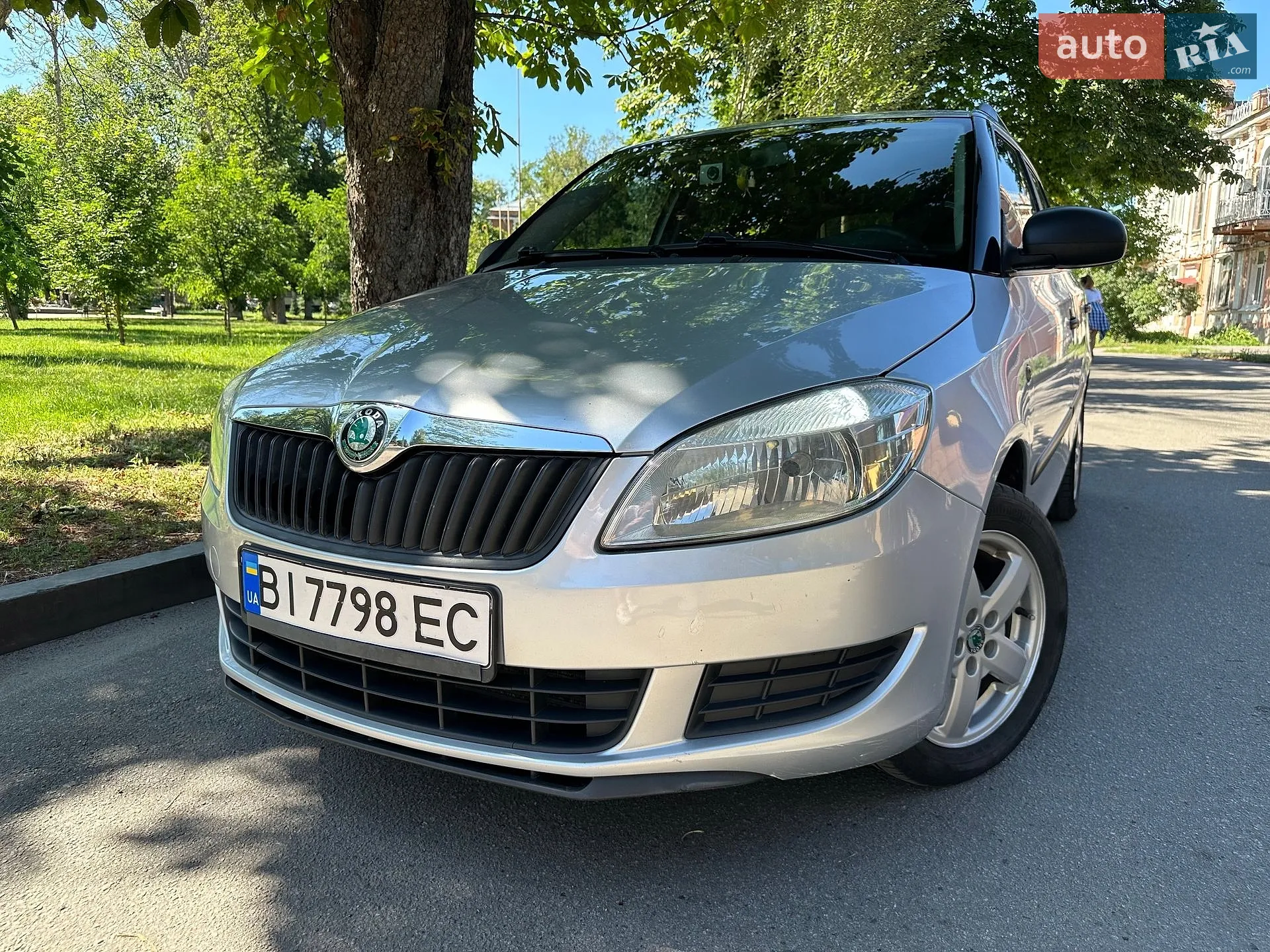 2012 Skoda Fabia - мініатюра 3