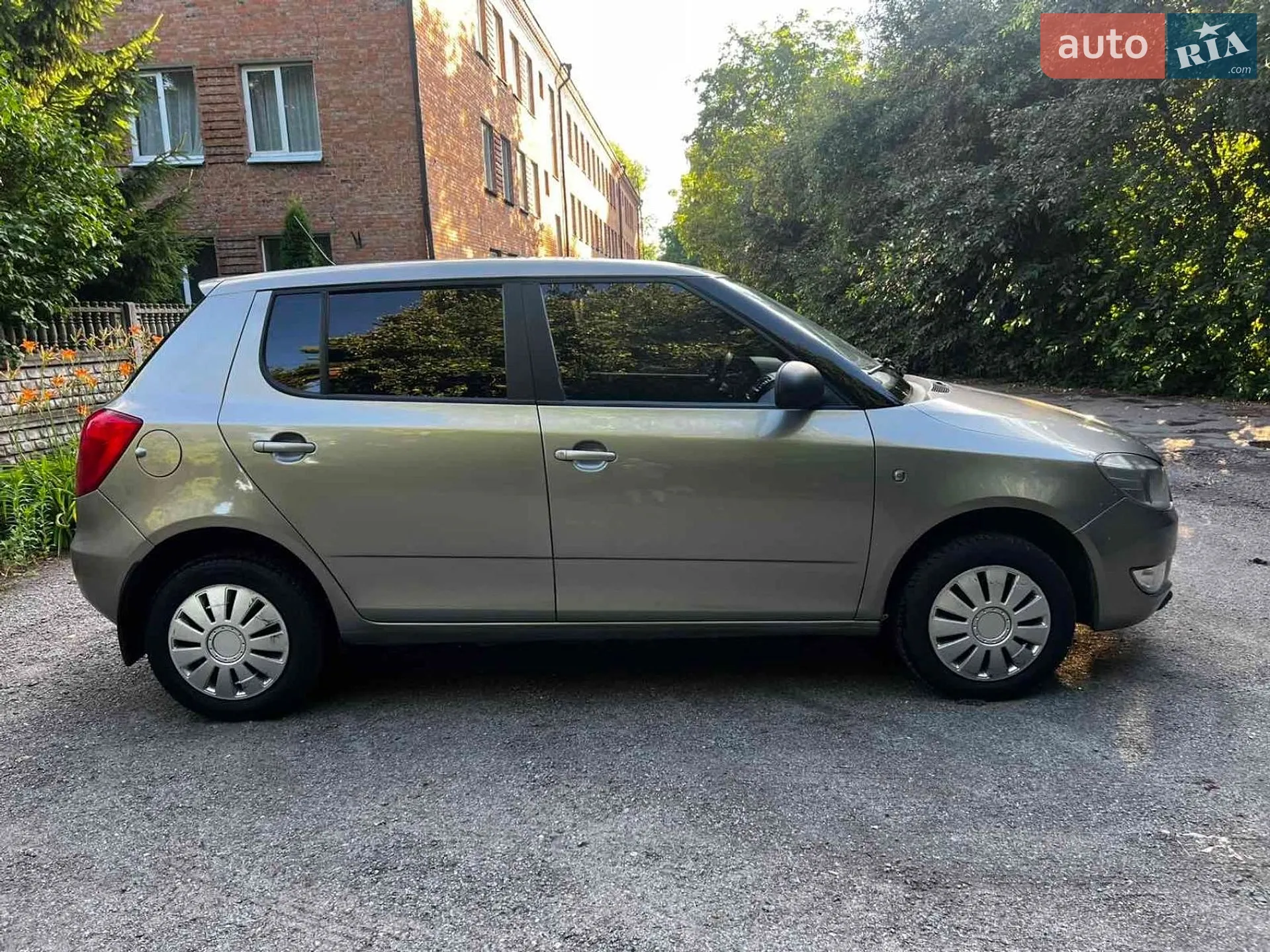 2014 Skoda Fabia - мініатюра 5