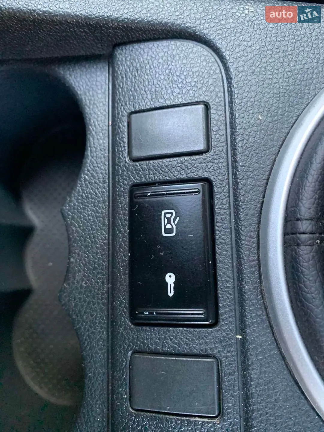 2012 Skoda Fabia - мініатюра 10