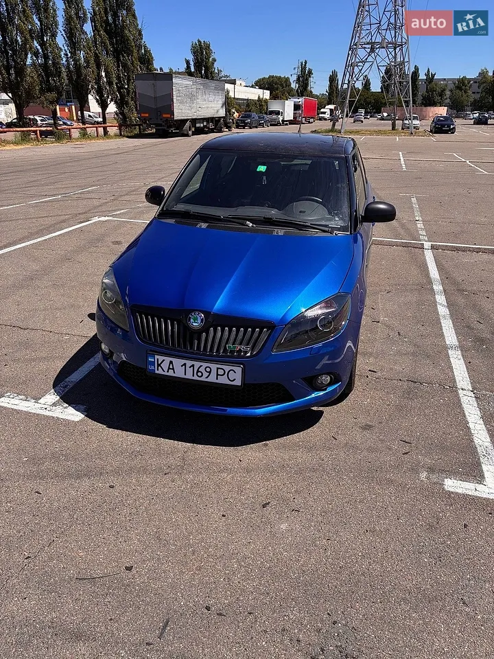 2011 Skoda Fabia - мініатюра 24