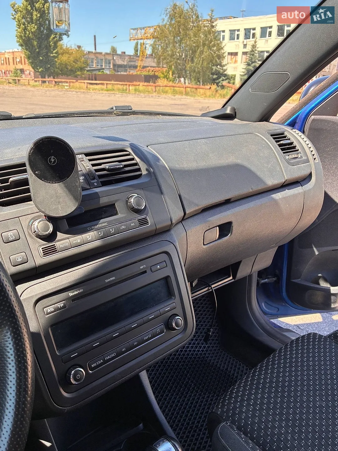 2011 Skoda Fabia - мініатюра 19