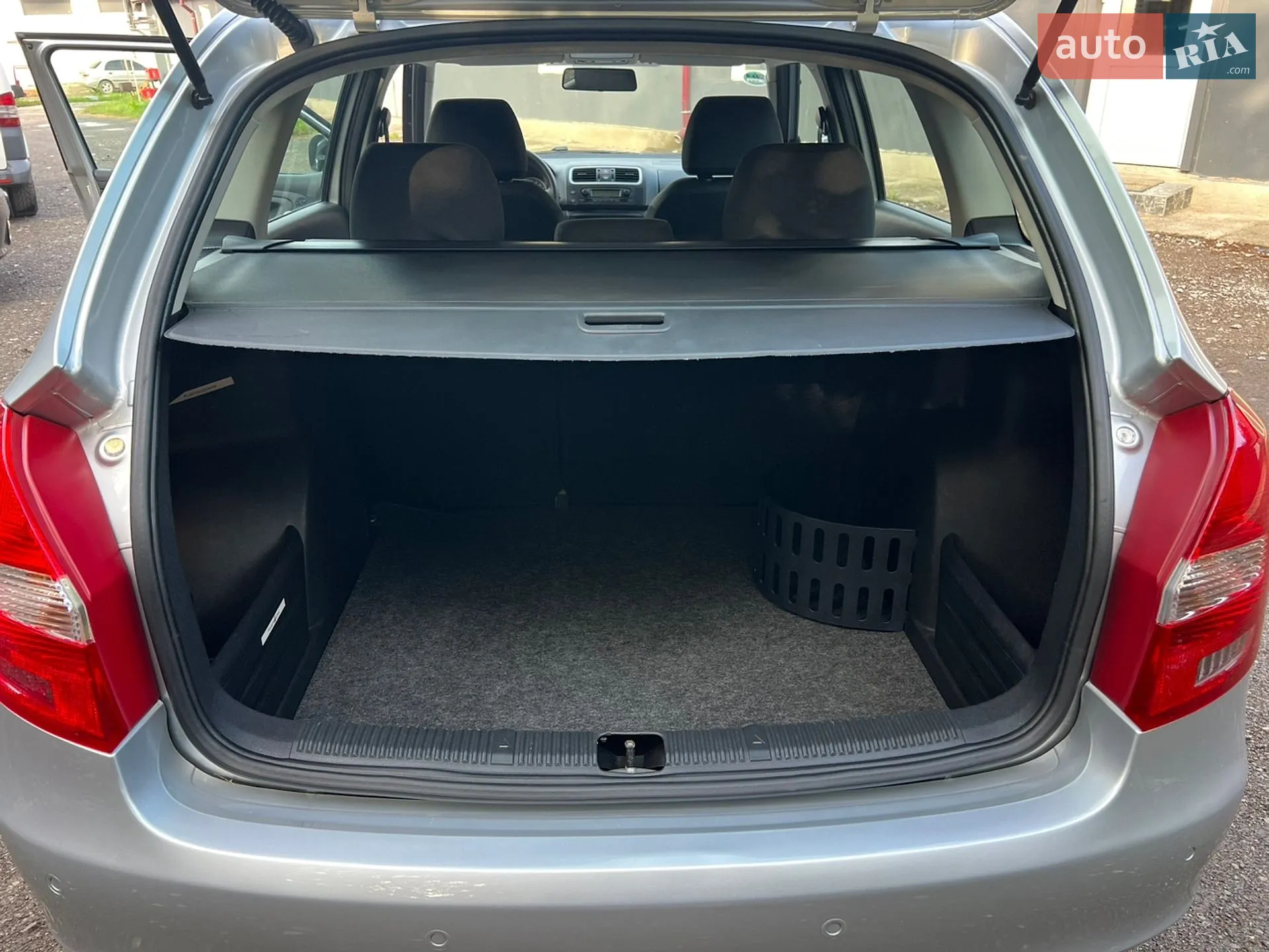 2010 Skoda Fabia - мініатюра 52