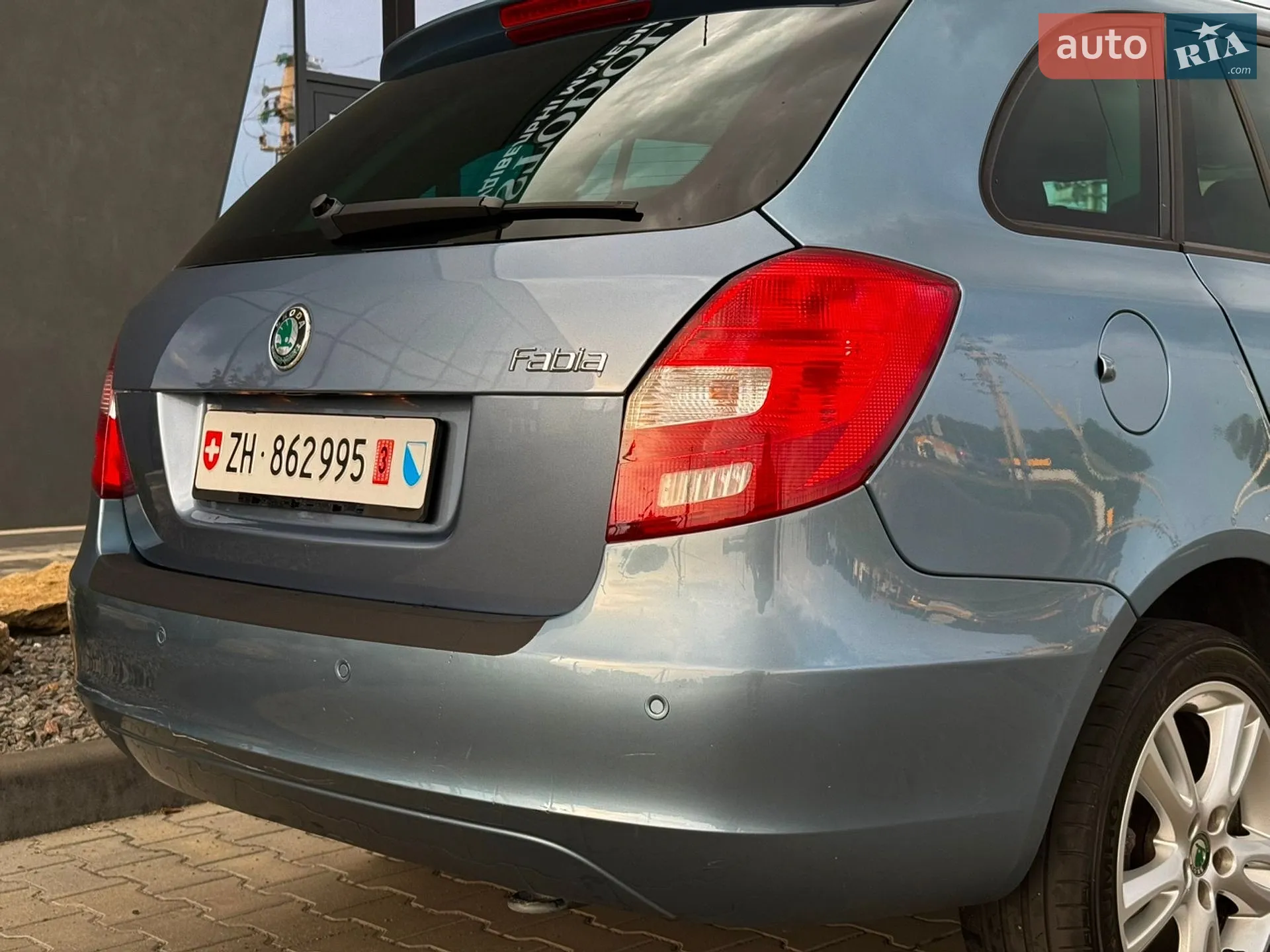 2010 Skoda Fabia - мініатюра 8