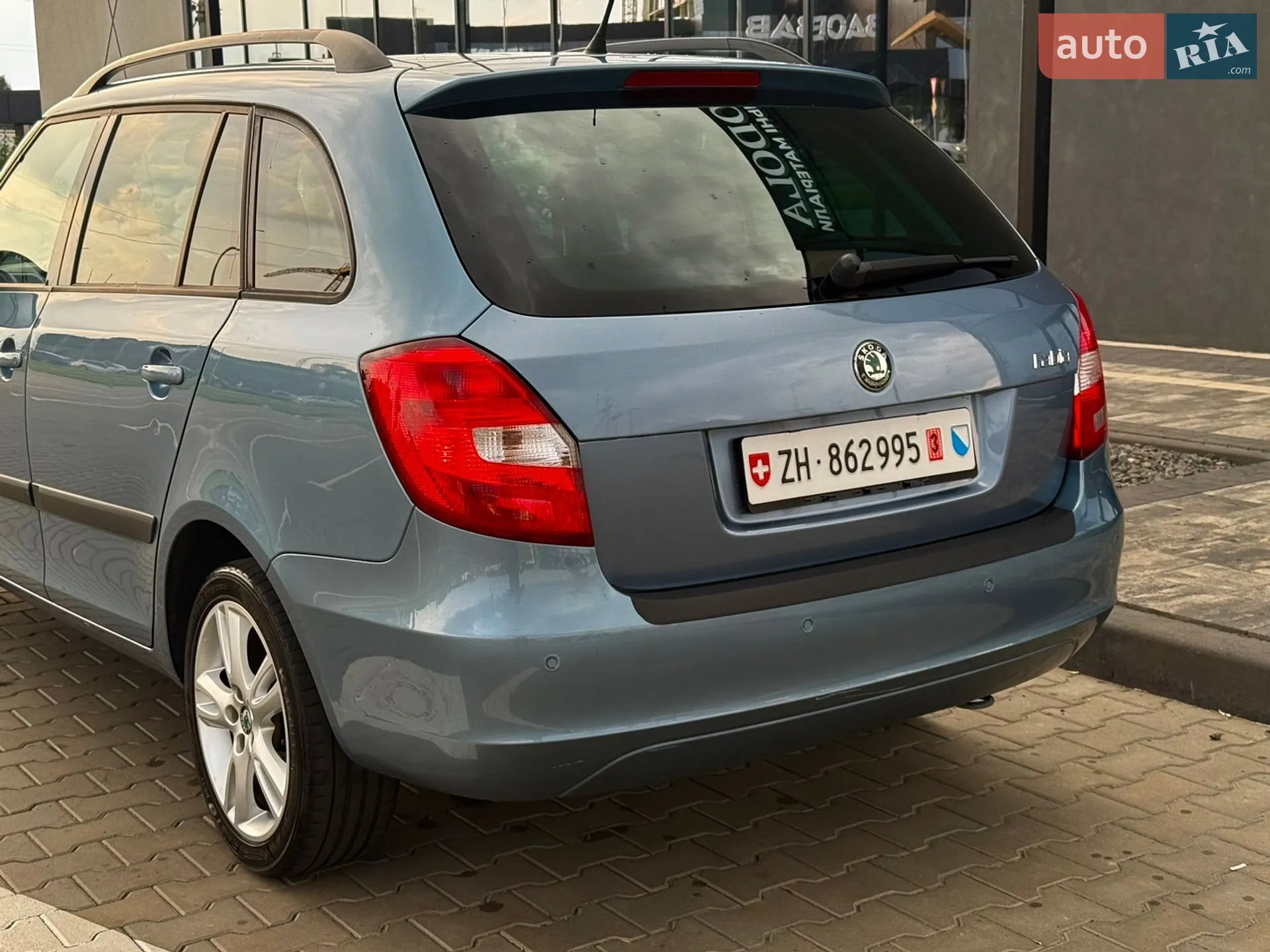 2010 Skoda Fabia - мініатюра 10