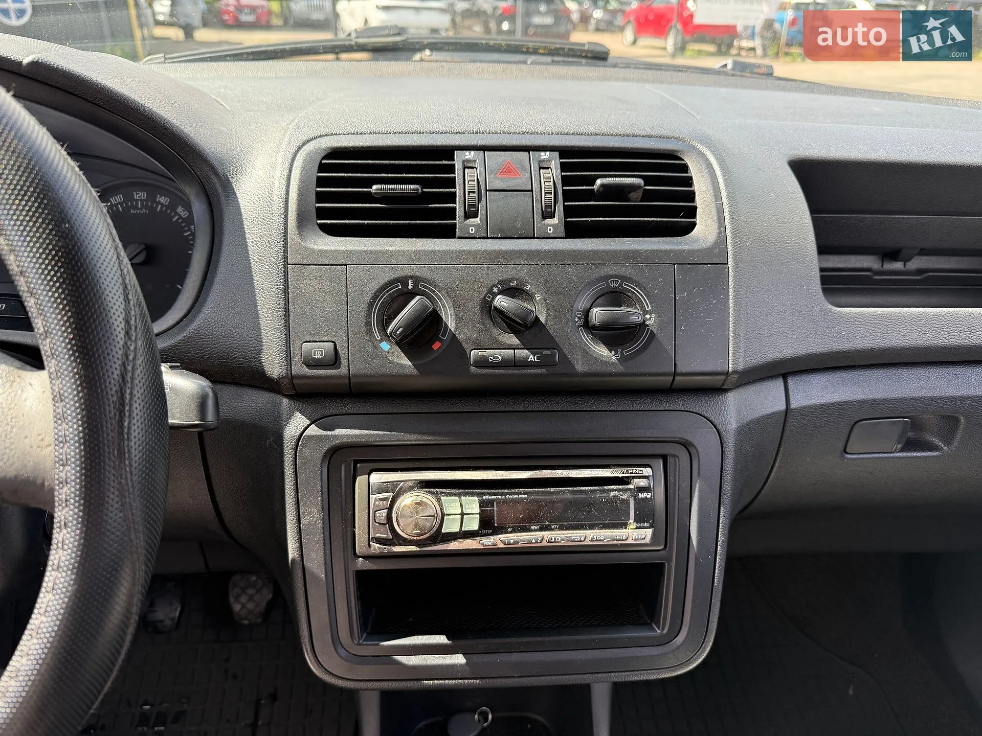 2012 Skoda Fabia - мініатюра 27