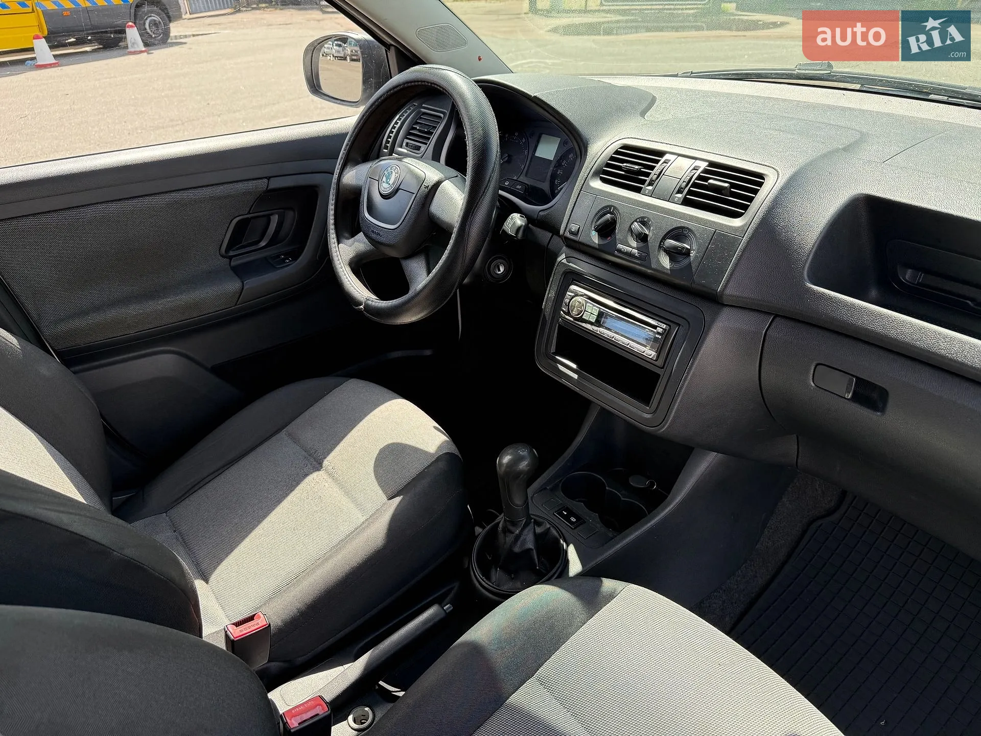 2012 Skoda Fabia - мініатюра 14