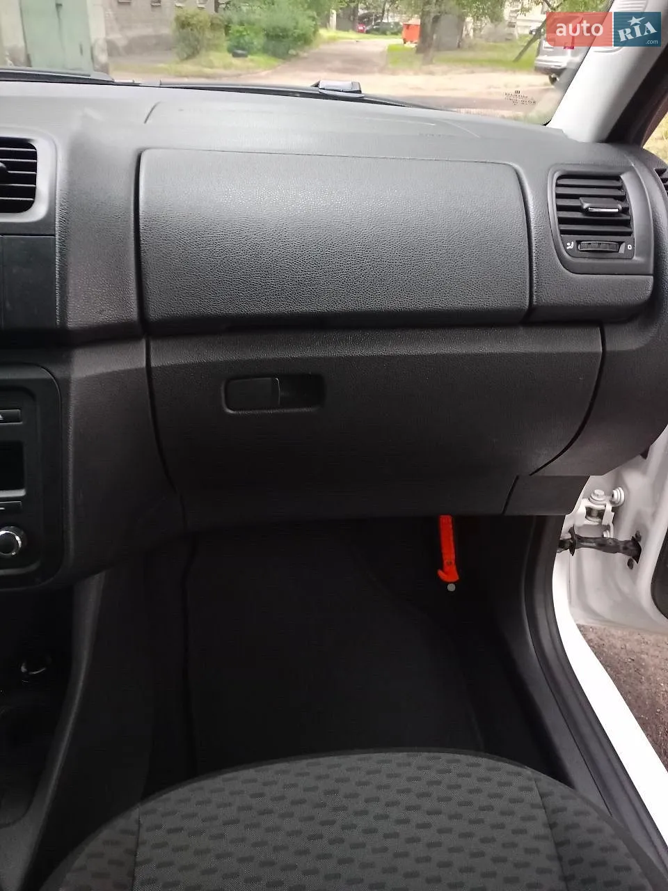 2011 Skoda Fabia - мініатюра 32