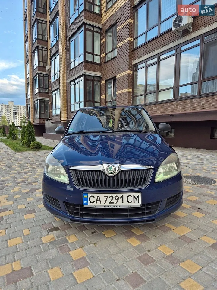 2010 Skoda Fabia - мініатюра 26