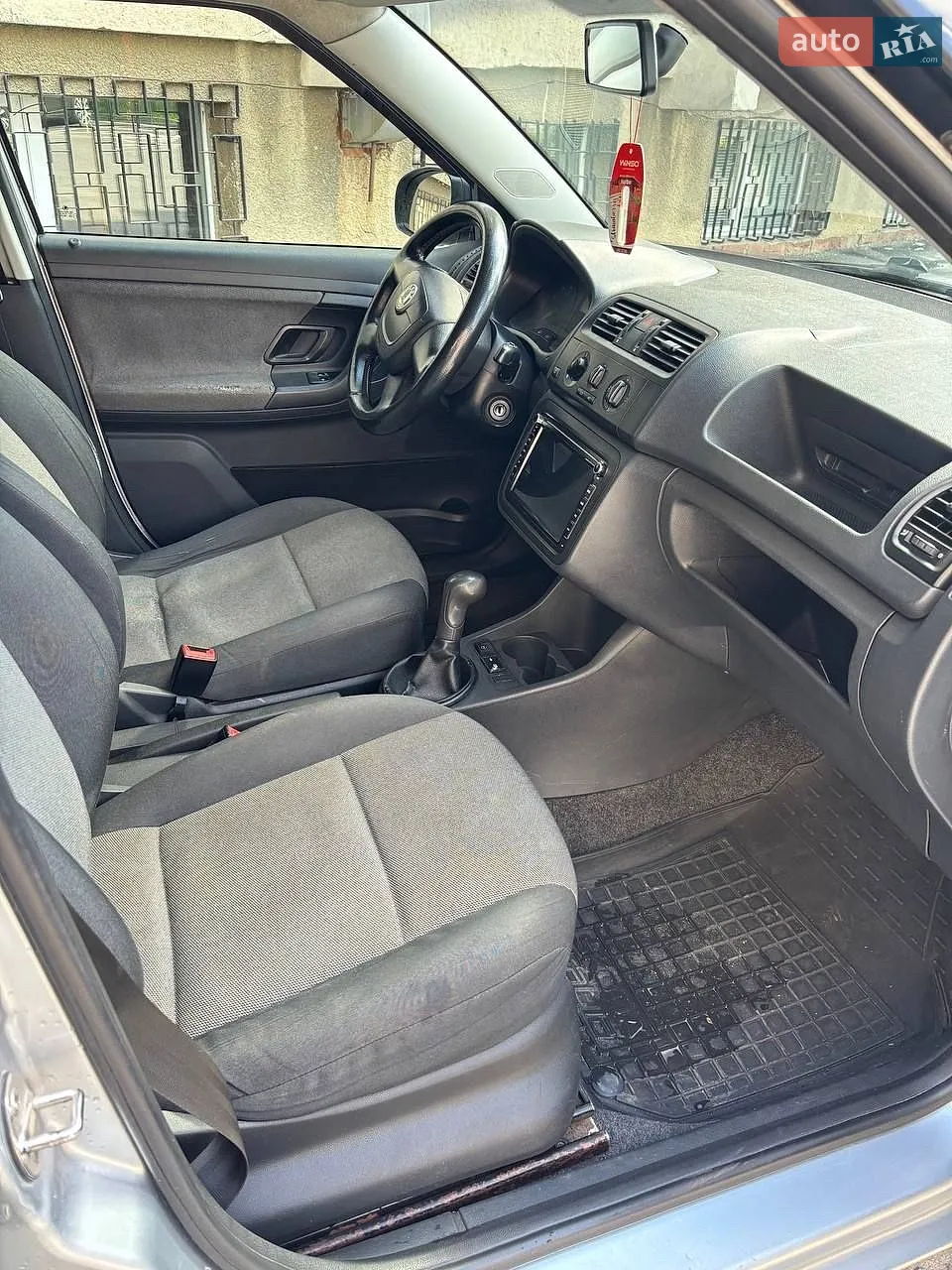 2010 Skoda Fabia - мініатюра 11