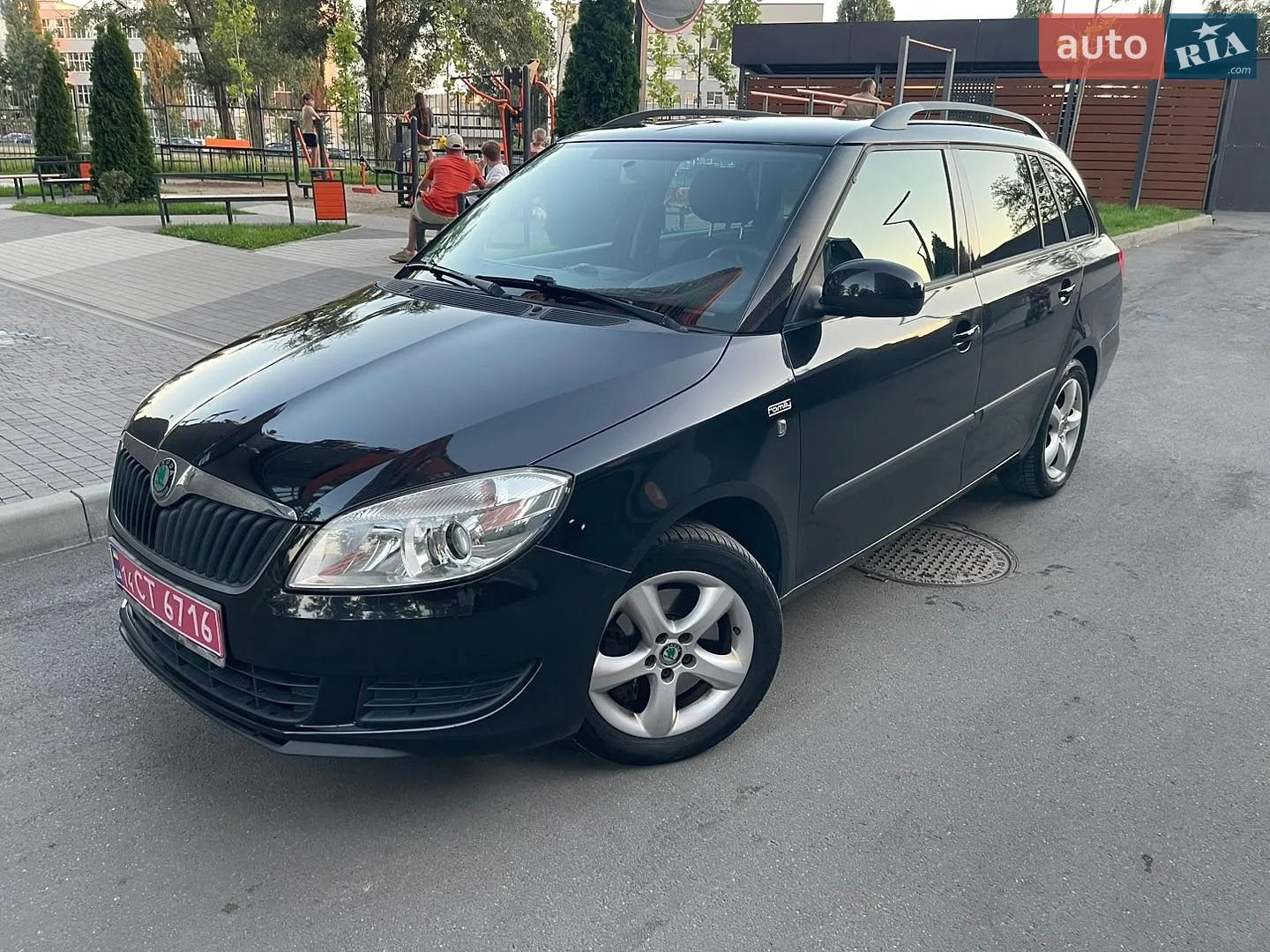 2011 Skoda Fabia - мініатюра 11